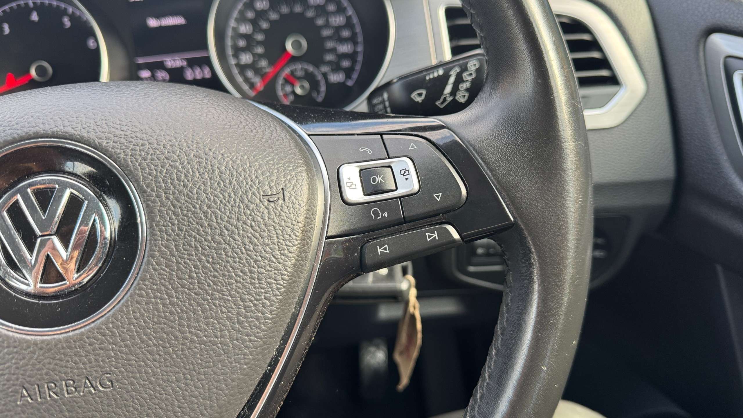 2017 VOLKSWAGEN GOLF SV 2017 VOLKSWAGEN GOLF SV