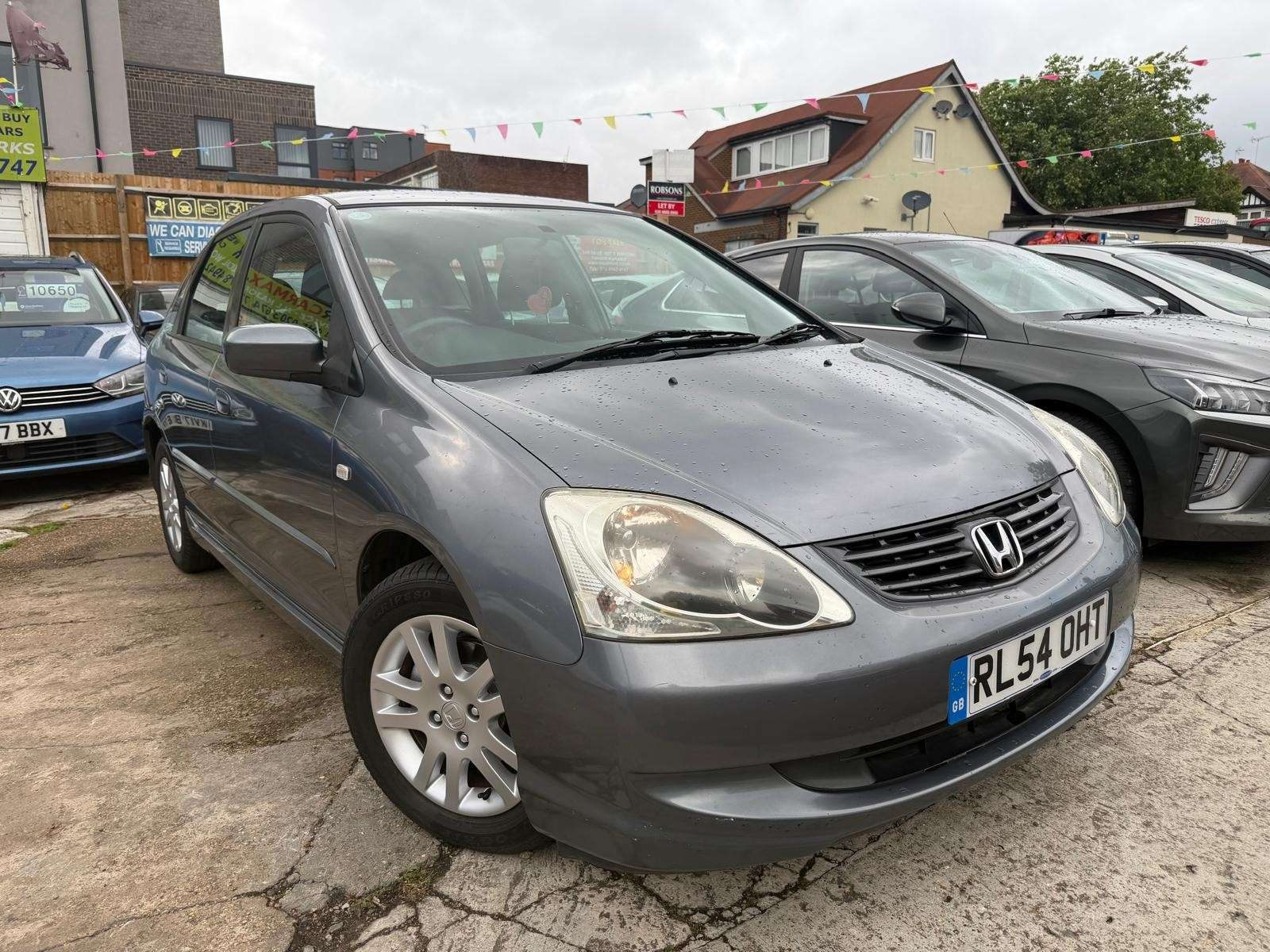 A 2005 HONDA CIVIC 1.6 i-VTEC SE Hatchback 5dr Petrol Automatic (172 g/km, 108 bhp) A 2005 HONDA CIVIC 1.6 i-VTEC SE Hatchback 5dr Petrol Automatic (172 g/km, 108 bhp)