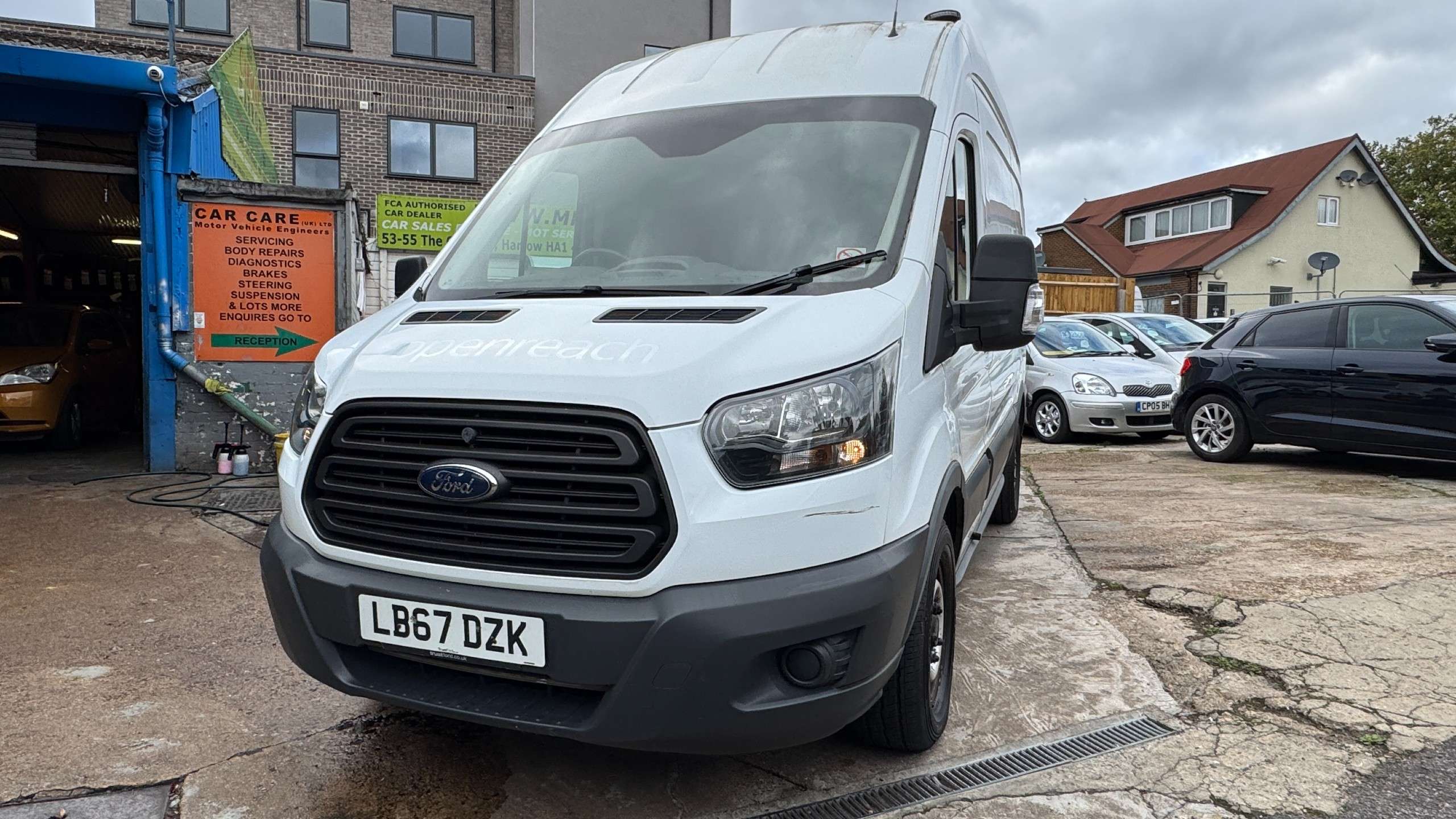A 2018 FORD TRANSIT 2.0 350 EcoBlue Panel Van 5dr Diesel Manual FWD L2 H3 Euro 6 (130 ps) A 2018 FORD TRANSIT 2.0 350 EcoBlue Panel Van 5dr Diesel Manual FWD L2 H3 Euro 6 (130 ps)