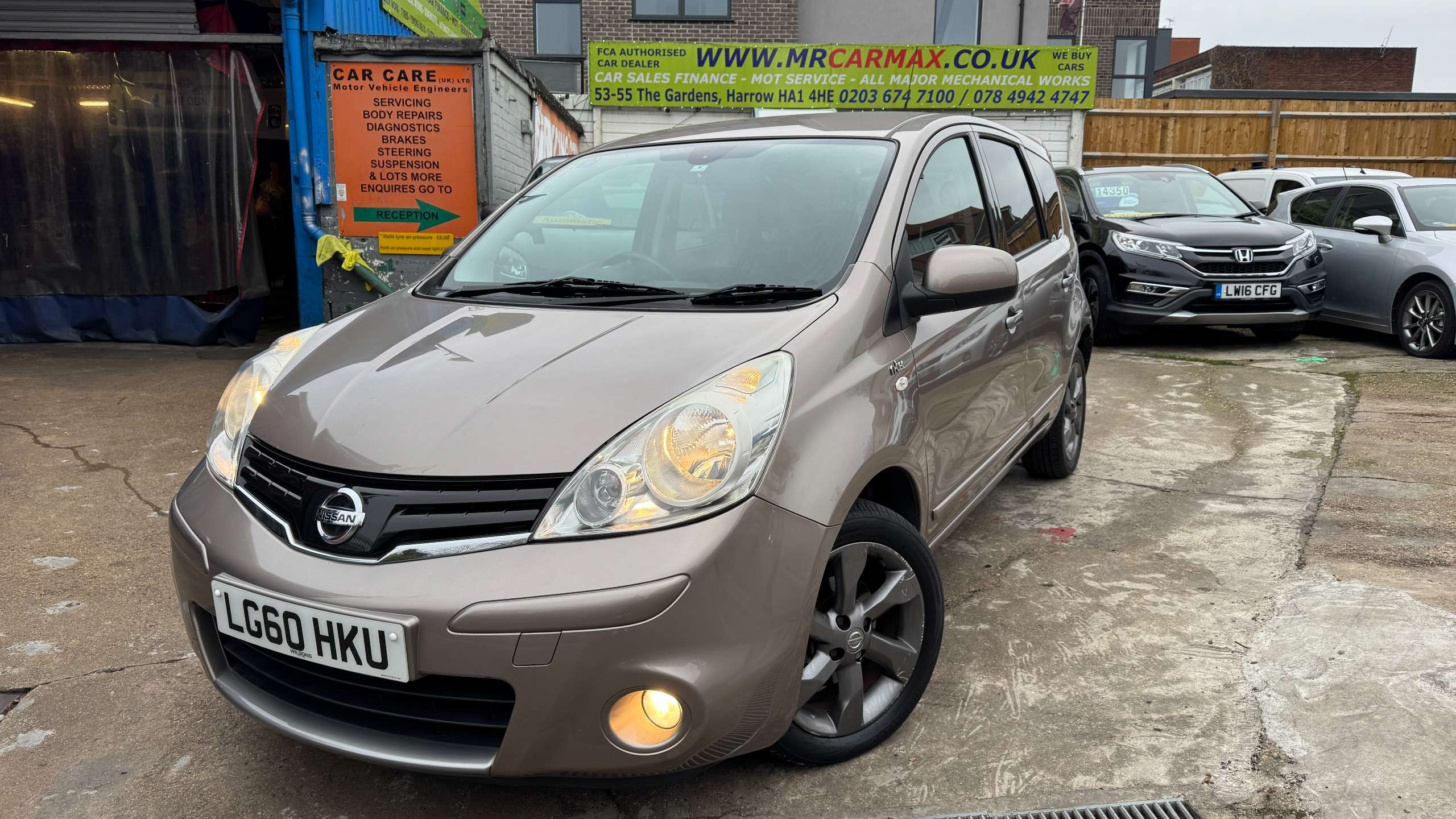 A 2010 NISSAN NOTE 1.6 16V n-tec Hatchback 5dr Petrol Auto Euro 5 (110 ps) A 2010 NISSAN NOTE 1.6 16V n-tec Hatchback 5dr Petrol Auto Euro 5 (110 ps)