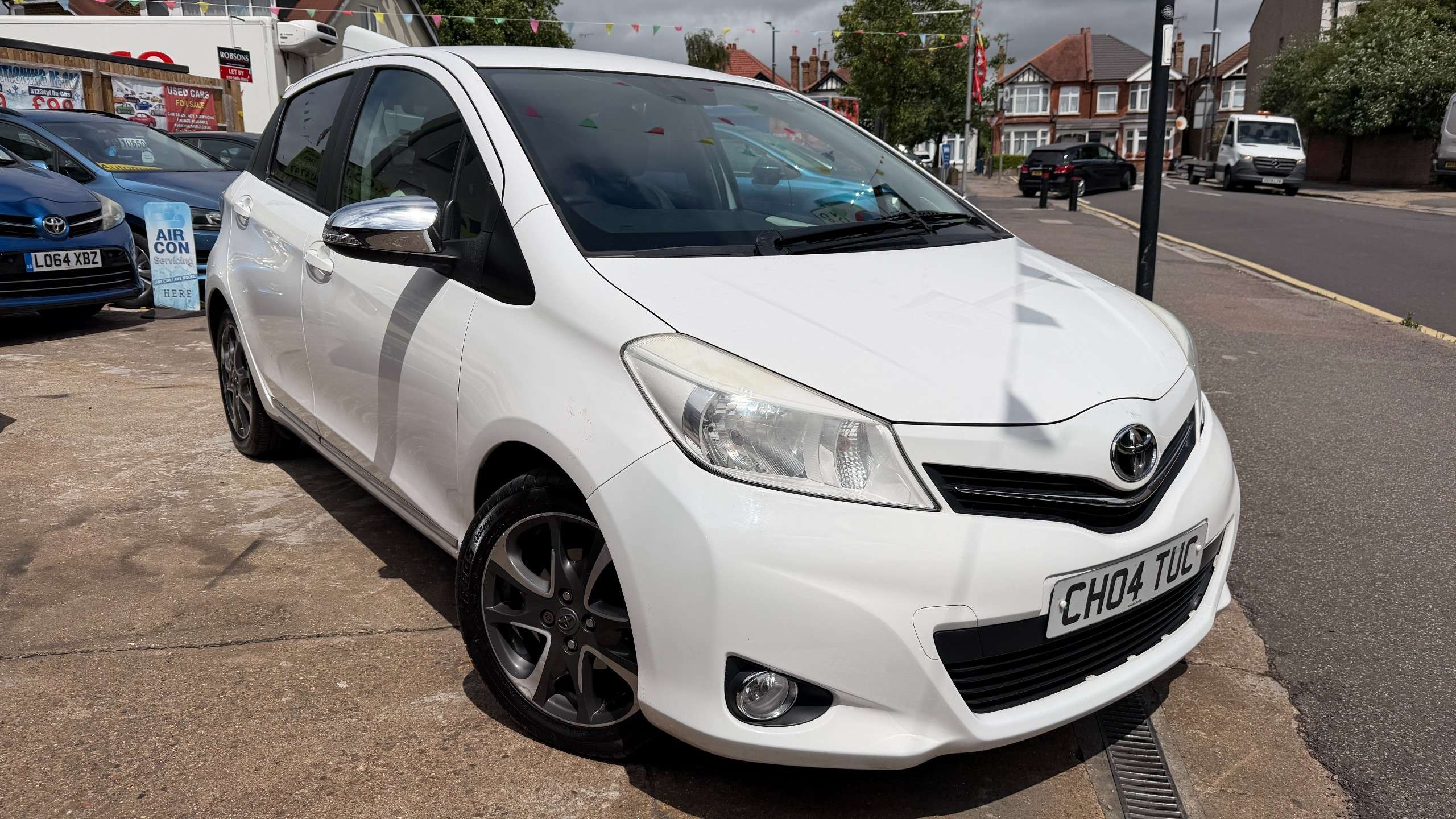 2014 TOYOTA YARIS 2014 TOYOTA YARIS