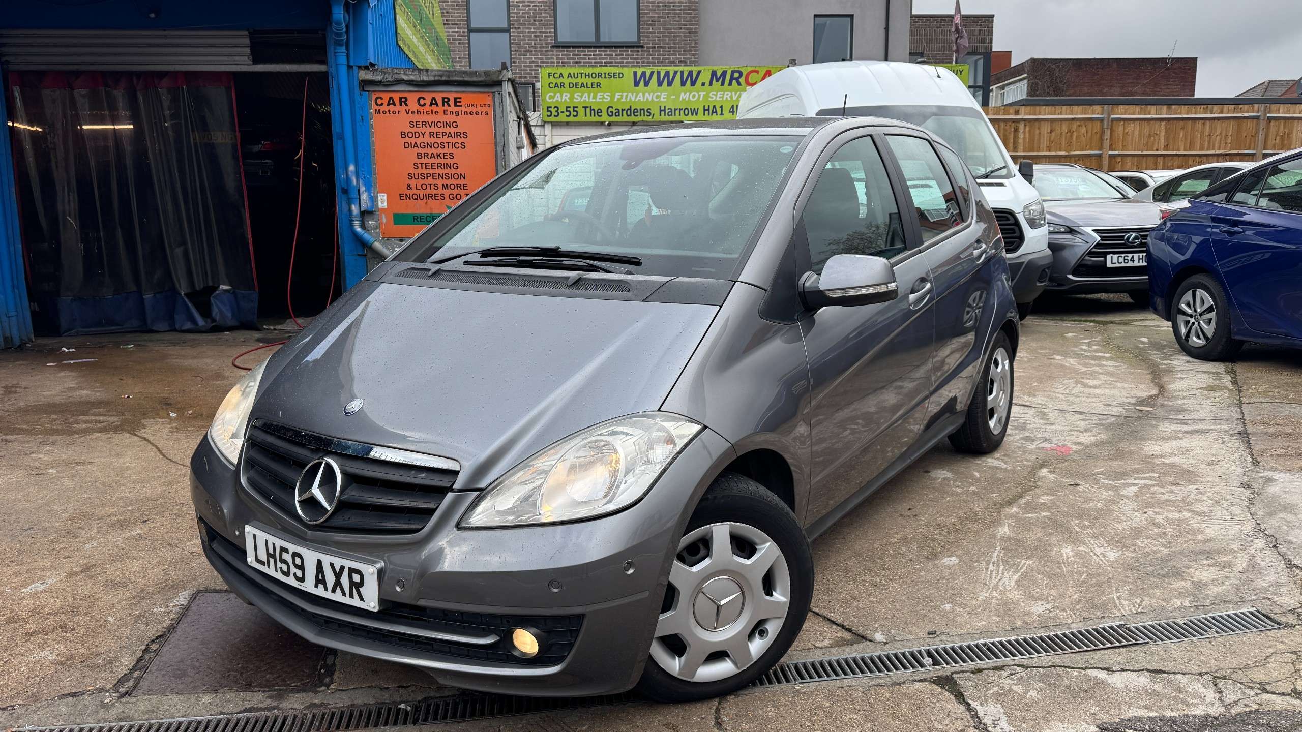 A 2009 MERCEDES-BENZ A CLASS 1.5 A160 Classic SE Hatchback 5dr Petrol CVT (157 g/km, 95 bhp) A 2009 MERCEDES-BENZ A CLASS 1.5 A160 Classic SE Hatchback 5dr Petrol CVT (157 g/km, 95 bhp)