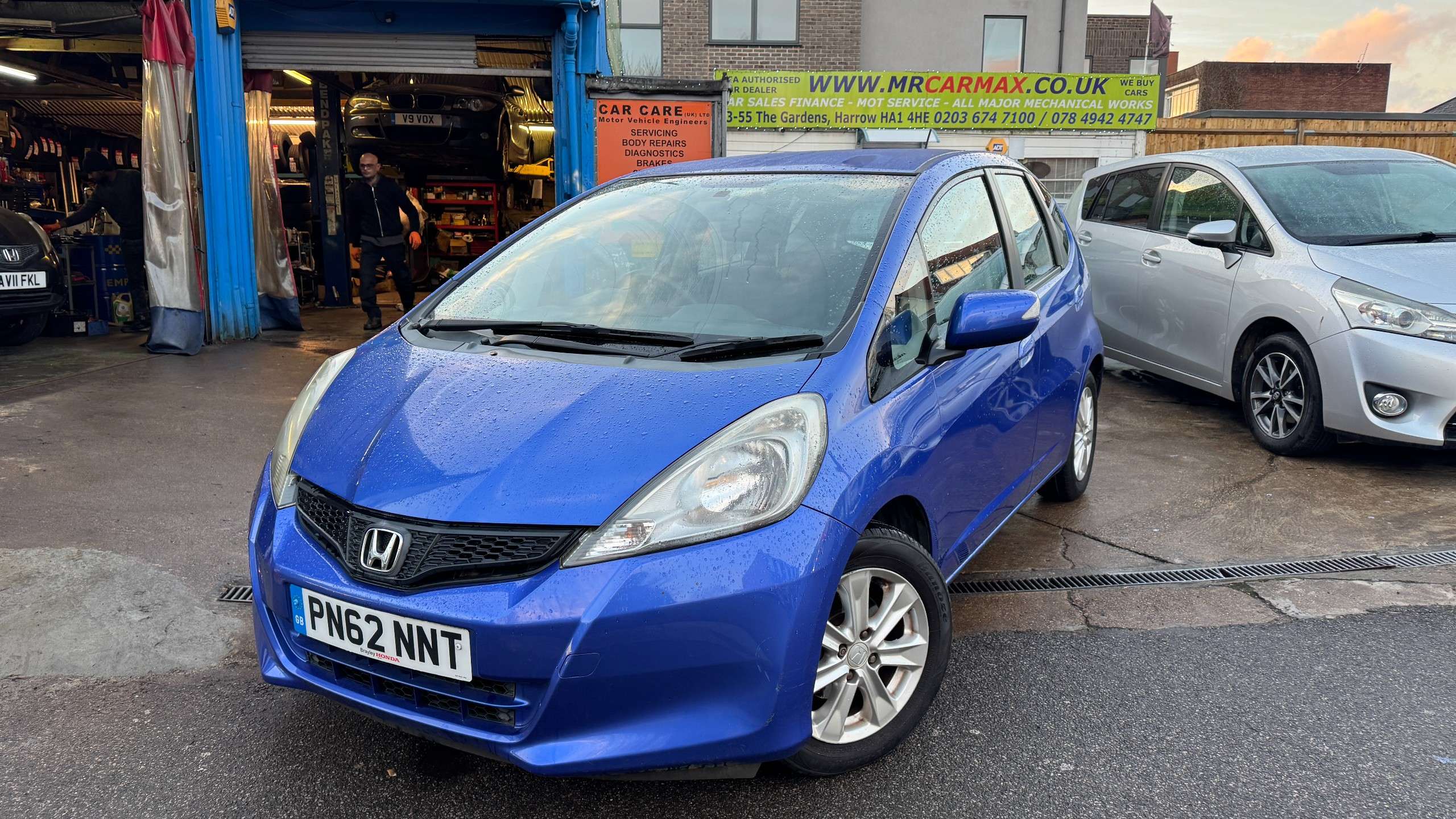 A 2012 HONDA JAZZ 1.4 i-VTEC ES Hatchback 5dr Petrol Manual Euro 5 (99 ps) A 2012 HONDA JAZZ 1.4 i-VTEC ES Hatchback 5dr Petrol Manual Euro 5 (99 ps)