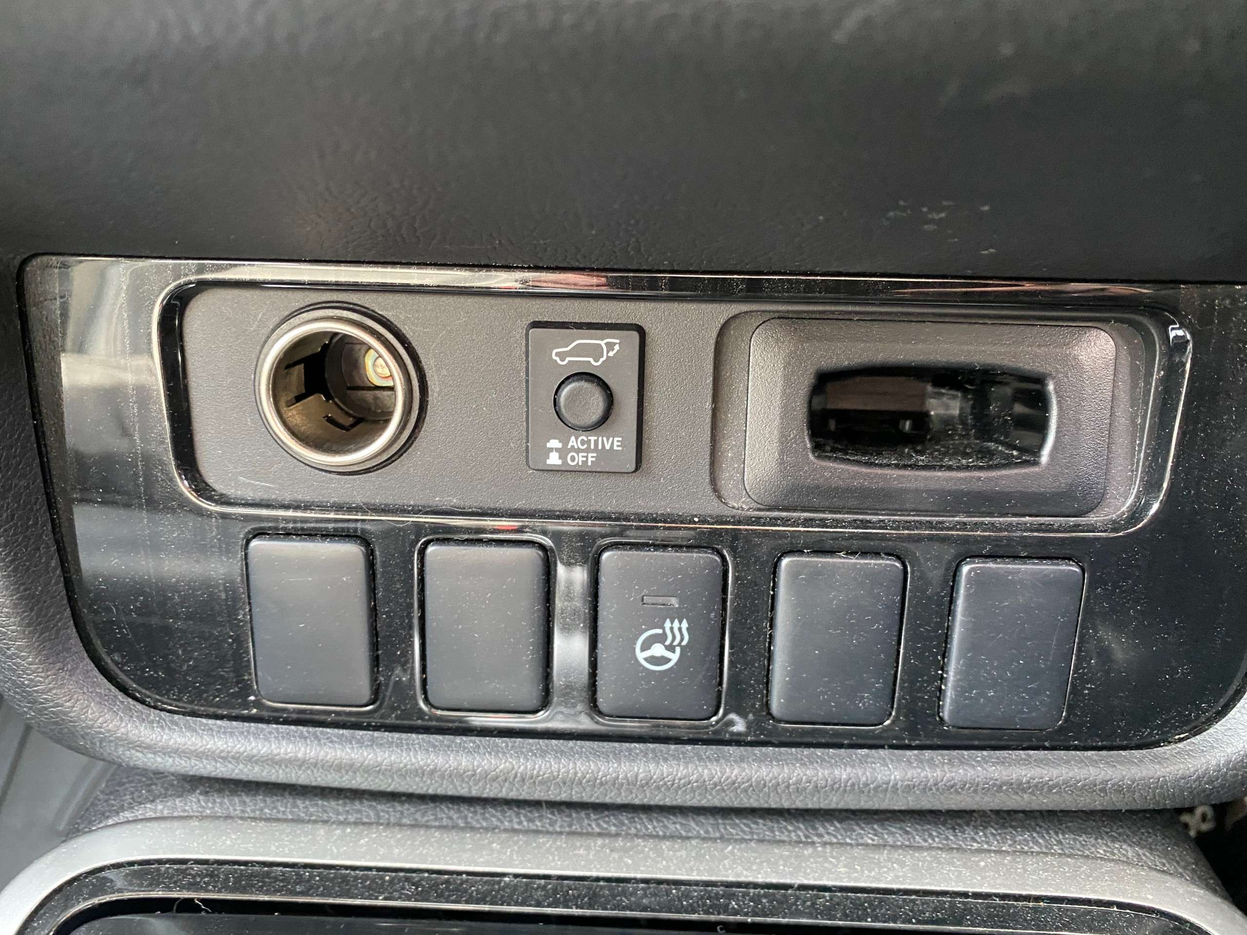 2016 MITSUBISHI OUTLANDER 2016 MITSUBISHI OUTLANDER