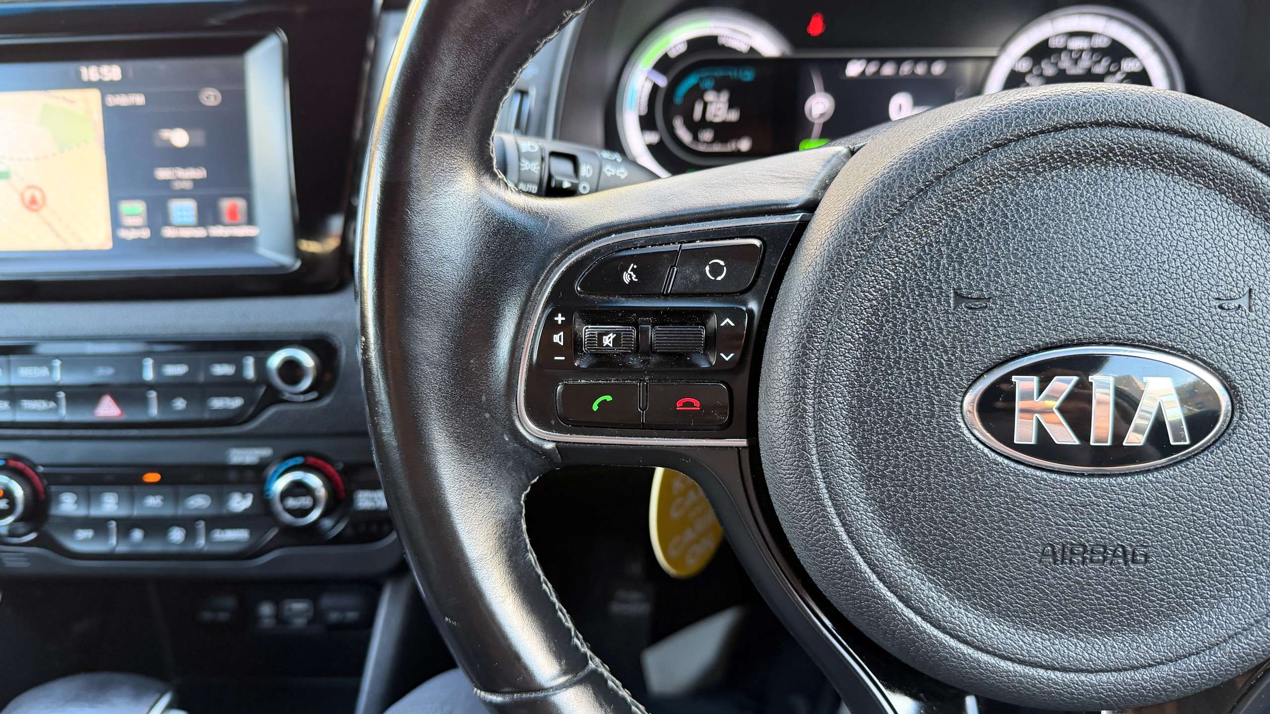 2018 KIA NIRO 2018 KIA NIRO