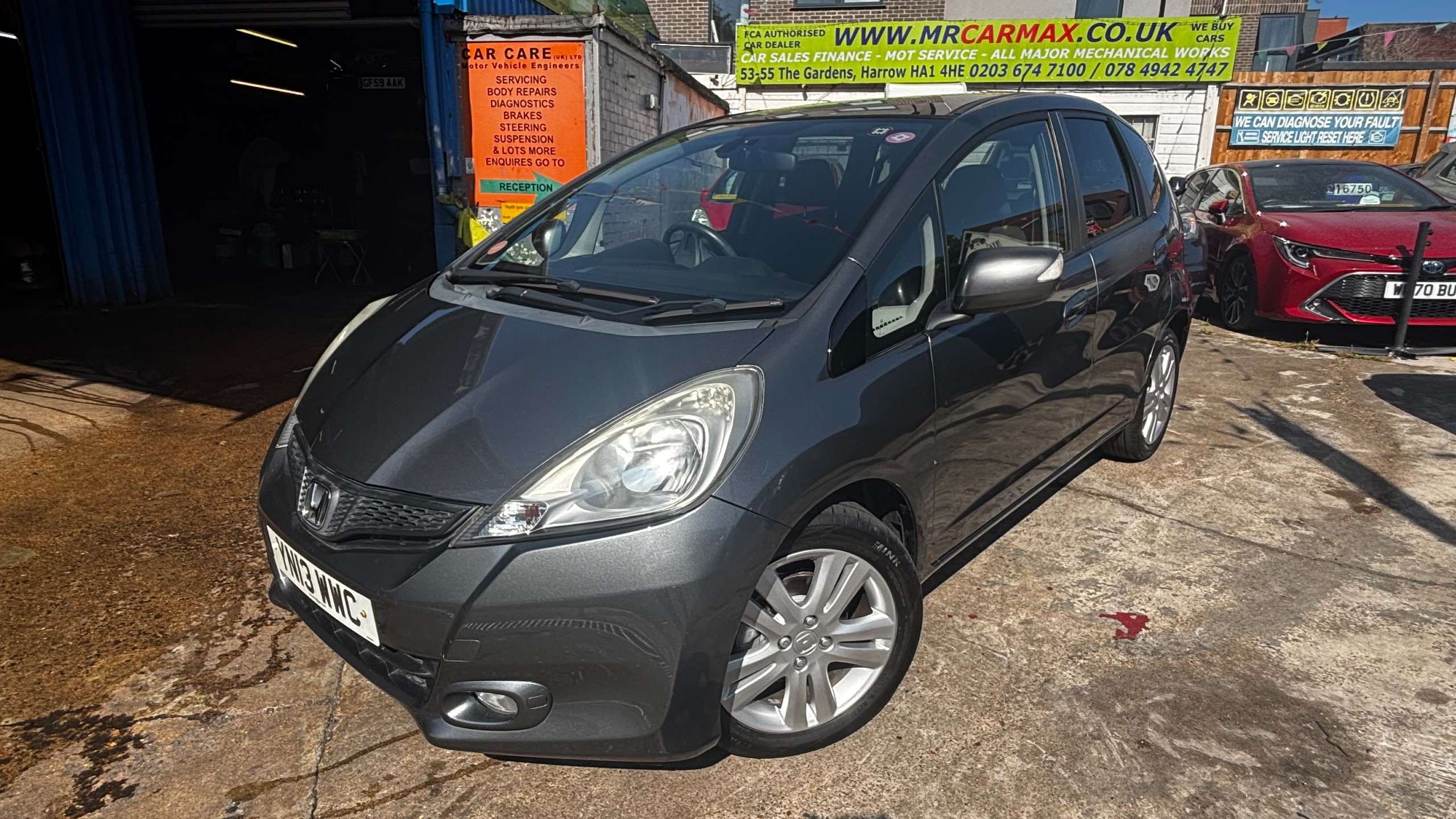 A 2013 HONDA JAZZ 1.4 i-VTEC EX Hatchback 5dr Petrol CVT Euro 5 (99 ps) A 2013 HONDA JAZZ 1.4 i-VTEC EX Hatchback 5dr Petrol CVT Euro 5 (99 ps)