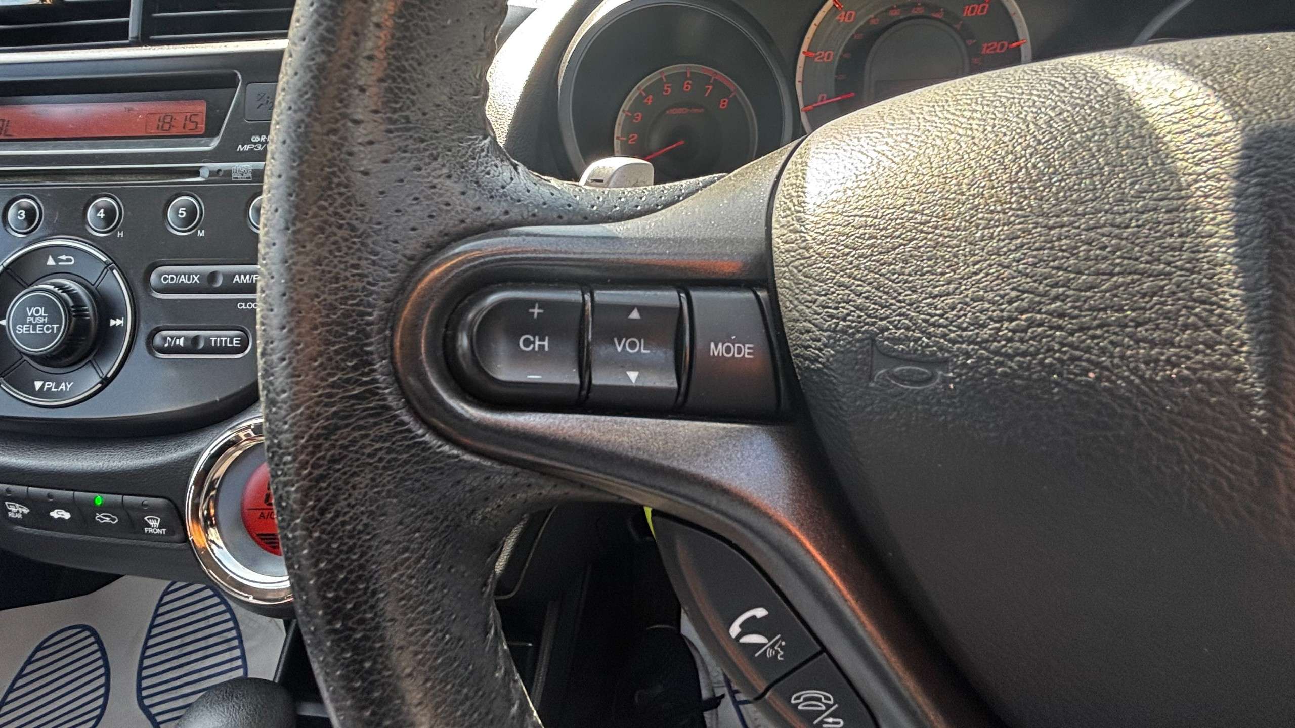2013 HONDA JAZZ 2013 HONDA JAZZ
