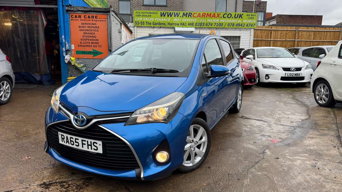 Check out this Toyota Yaris 2015 Hybrid Electric Automatic