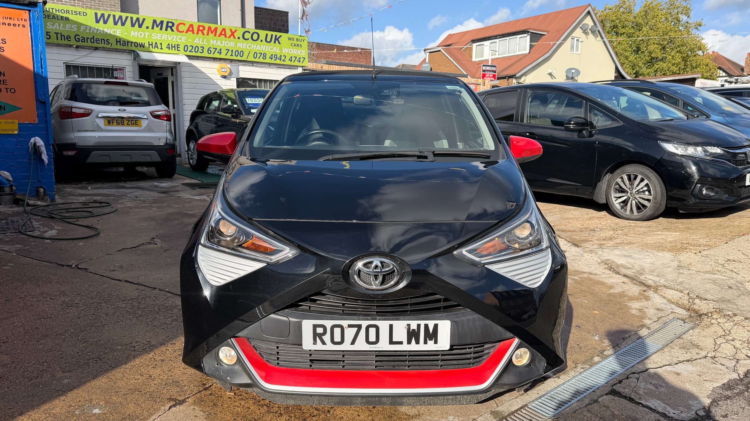A 2020 TOYOTA AYGO 1.0 VVT-i x-trend Hatchback 5dr Petrol x-shift Euro 6 (Safety Sense) (71 ps) A 2020 TOYOTA AYGO 1.0 VVT-i x-trend Hatchback 5dr Petrol x-shift Euro 6 (Safety Sense) (71 ps)