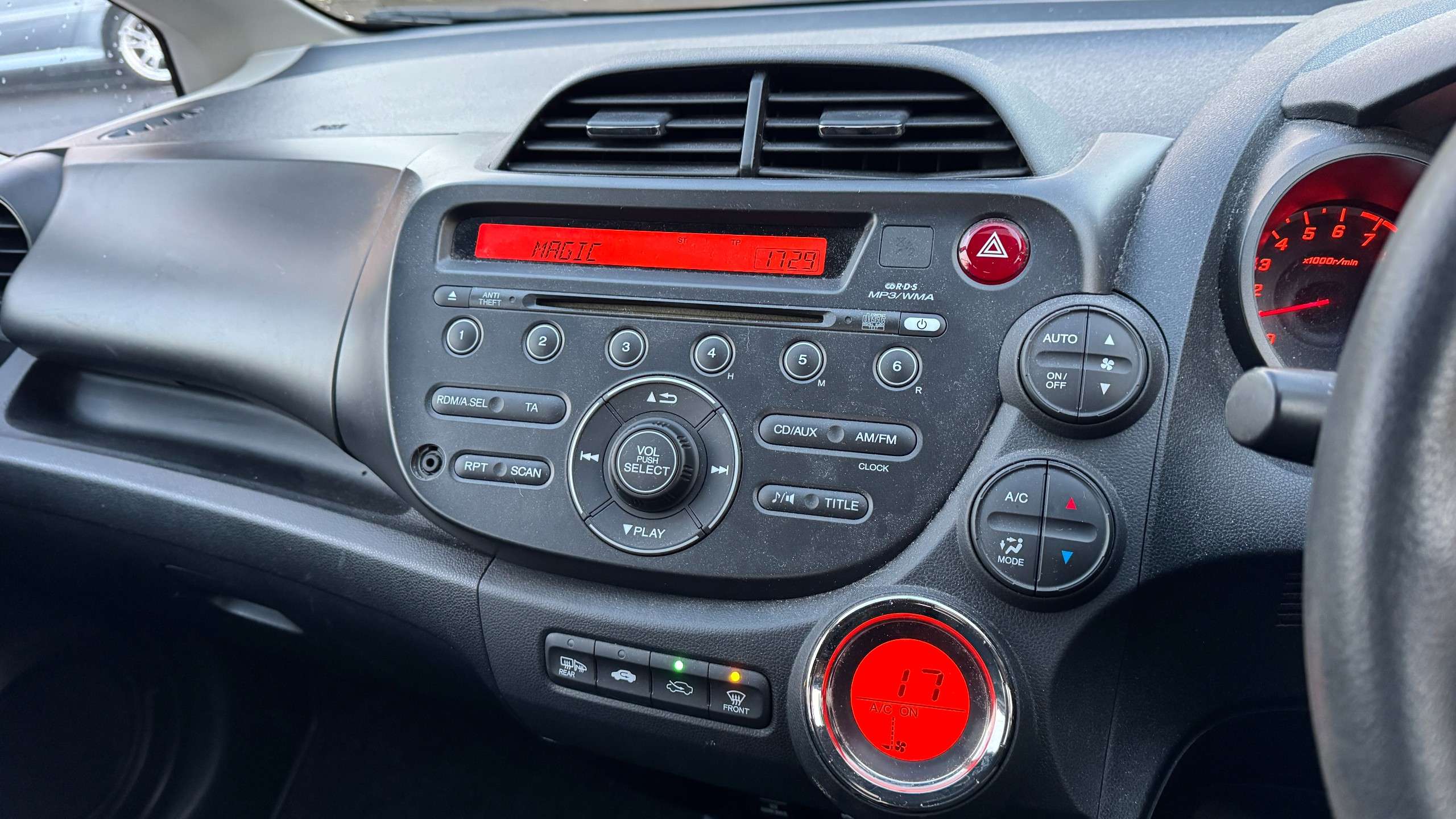 2012 HONDA JAZZ 2012 HONDA JAZZ