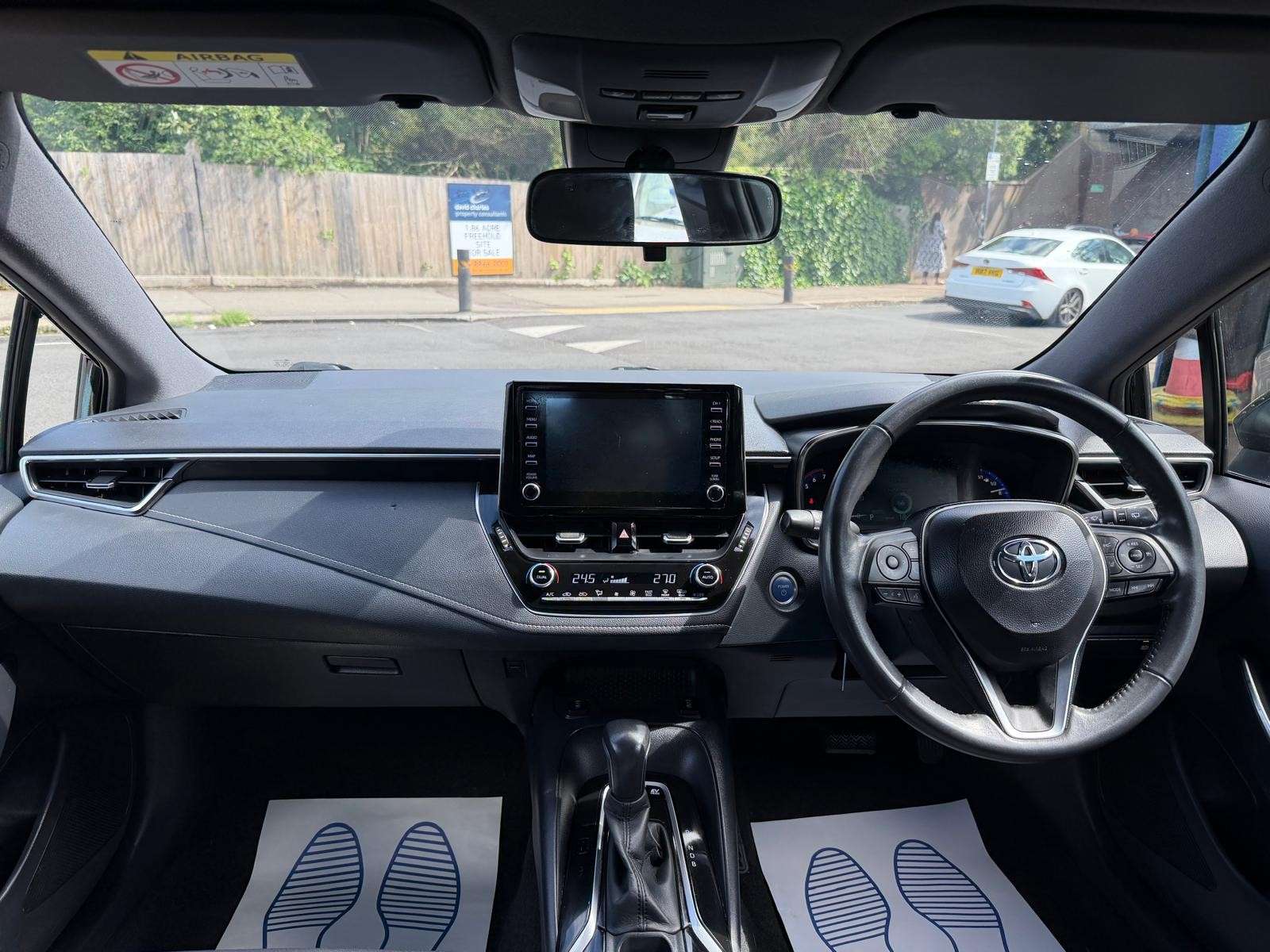 2021 TOYOTA COROLLA 2021 TOYOTA COROLLA
