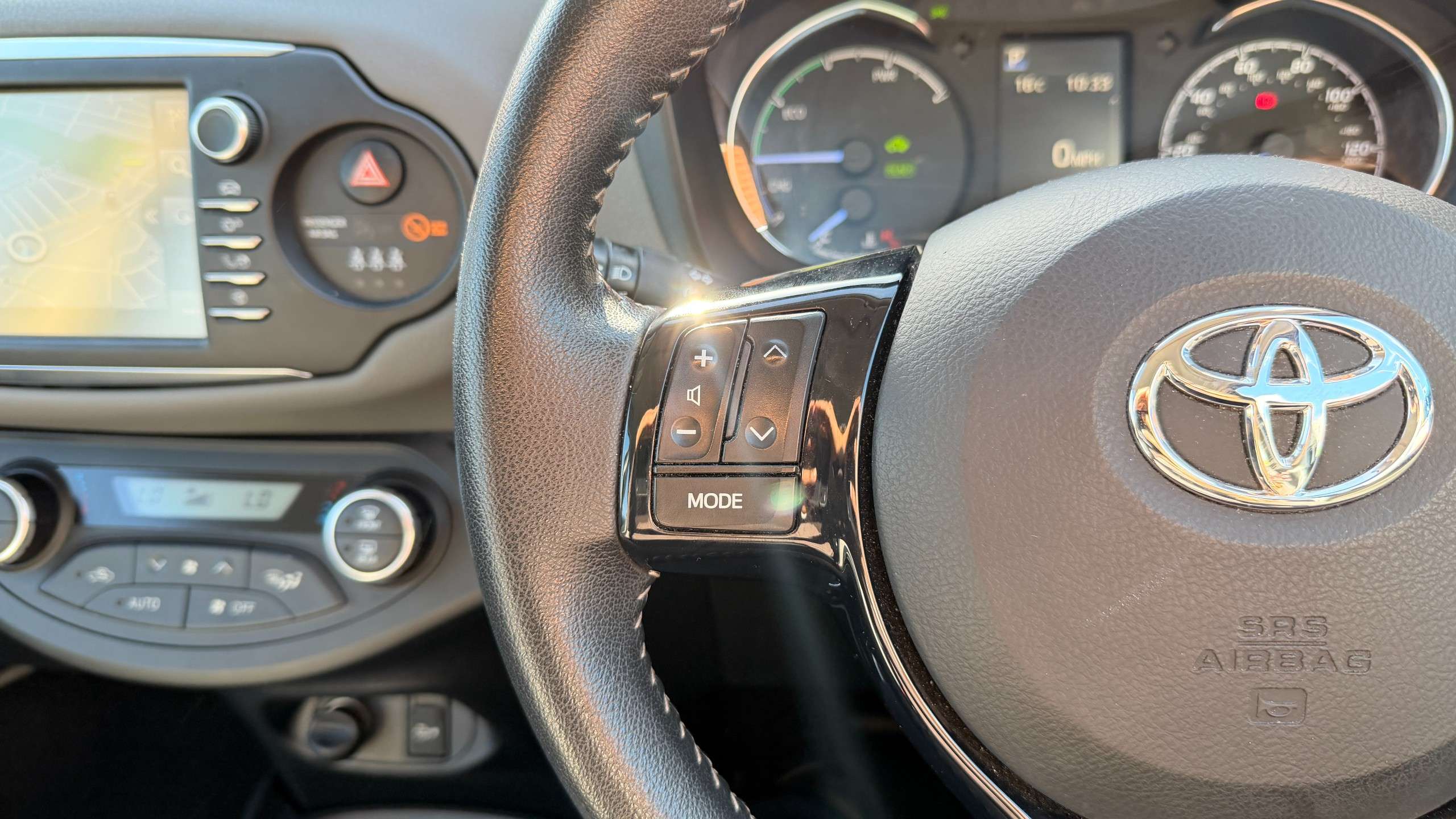 2018 TOYOTA YARIS 2018 TOYOTA YARIS