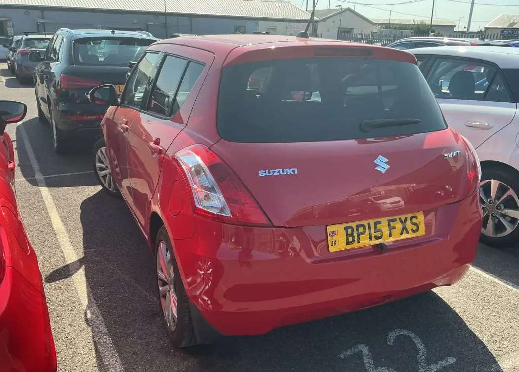 A 2015 SUZUKI SWIFT 1.2 SZ4 Hatchback 5dr Petrol Auto Euro 5 (94 ps) A 2015 SUZUKI SWIFT 1.2 SZ4 Hatchback 5dr Petrol Auto Euro 5 (94 ps)