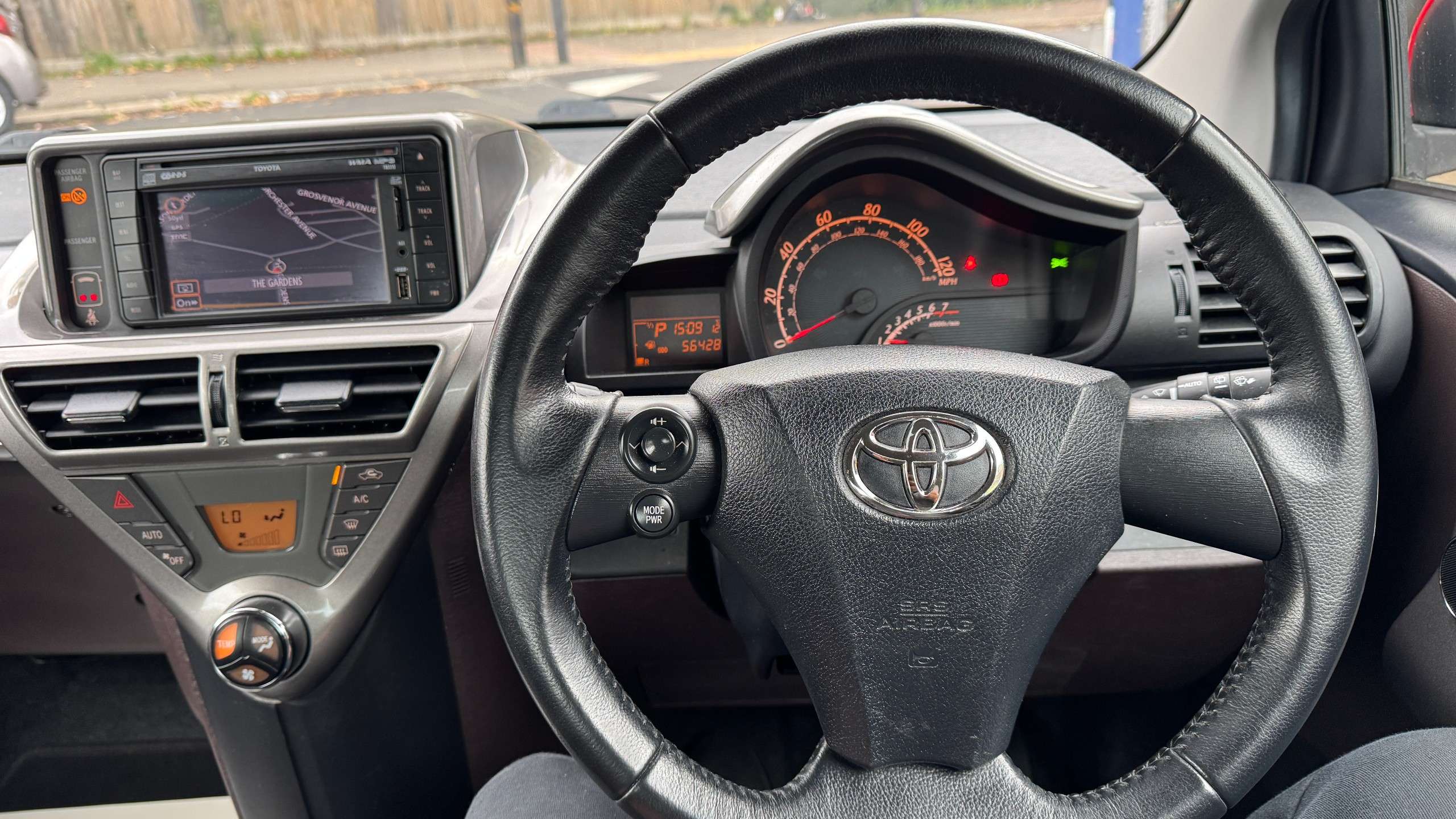 2012 TOYOTA IQ 2012 TOYOTA IQ