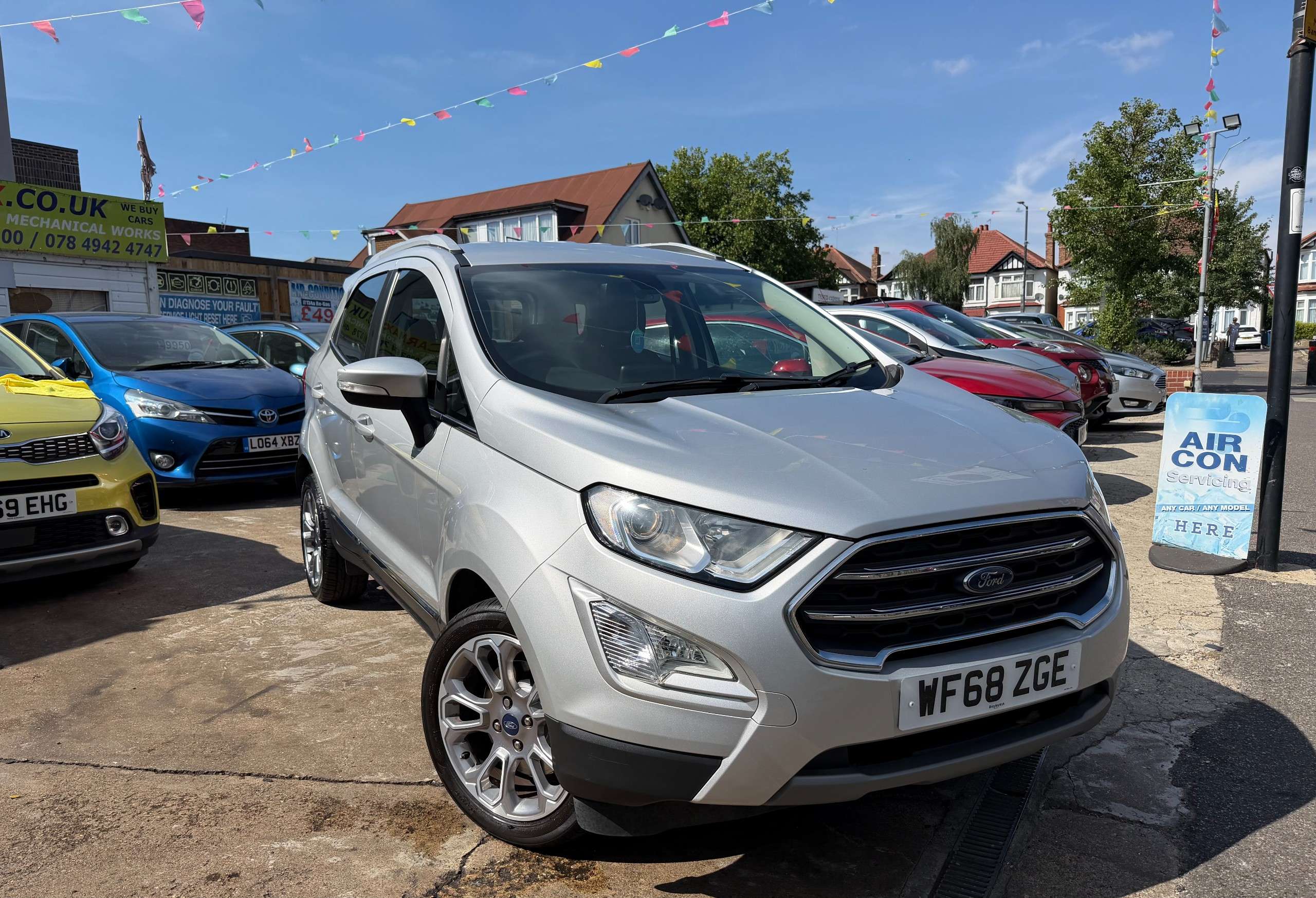 A 2018 FORD ECOSPORT 1.0T EcoBoost GPF Titanium SUV 5dr Petrol Auto Euro 6 (s/s) (125 ps) A 2018 FORD ECOSPORT 1.0T EcoBoost GPF Titanium SUV 5dr Petrol Auto Euro 6 (s/s) (125 ps)