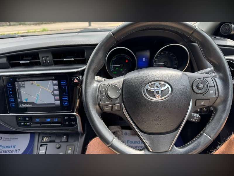 2018 TOYOTA AURIS 2018 TOYOTA AURIS