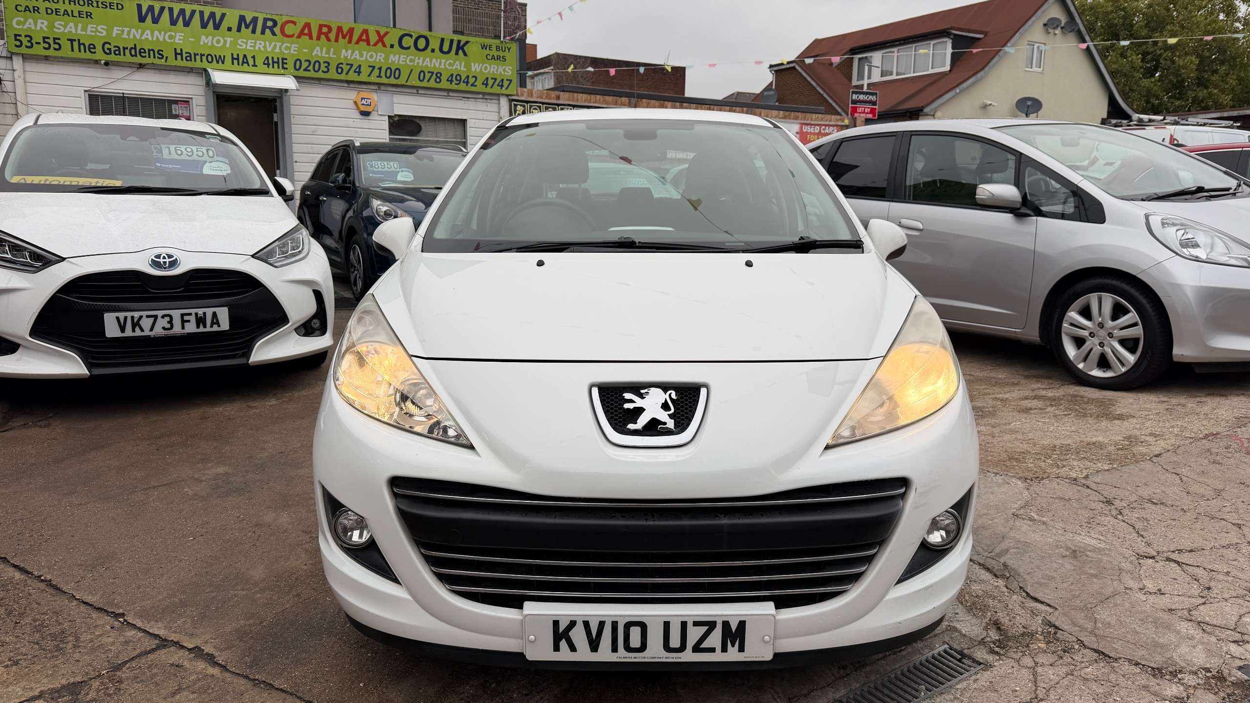 A 2010 PEUGEOT 207 1.6 VTi Sport Hatchback 5dr Petrol Tiptronic Euro 5 (120 ps) A 2010 PEUGEOT 207 1.6 VTi Sport Hatchback 5dr Petrol Tiptronic Euro 5 (120 ps)