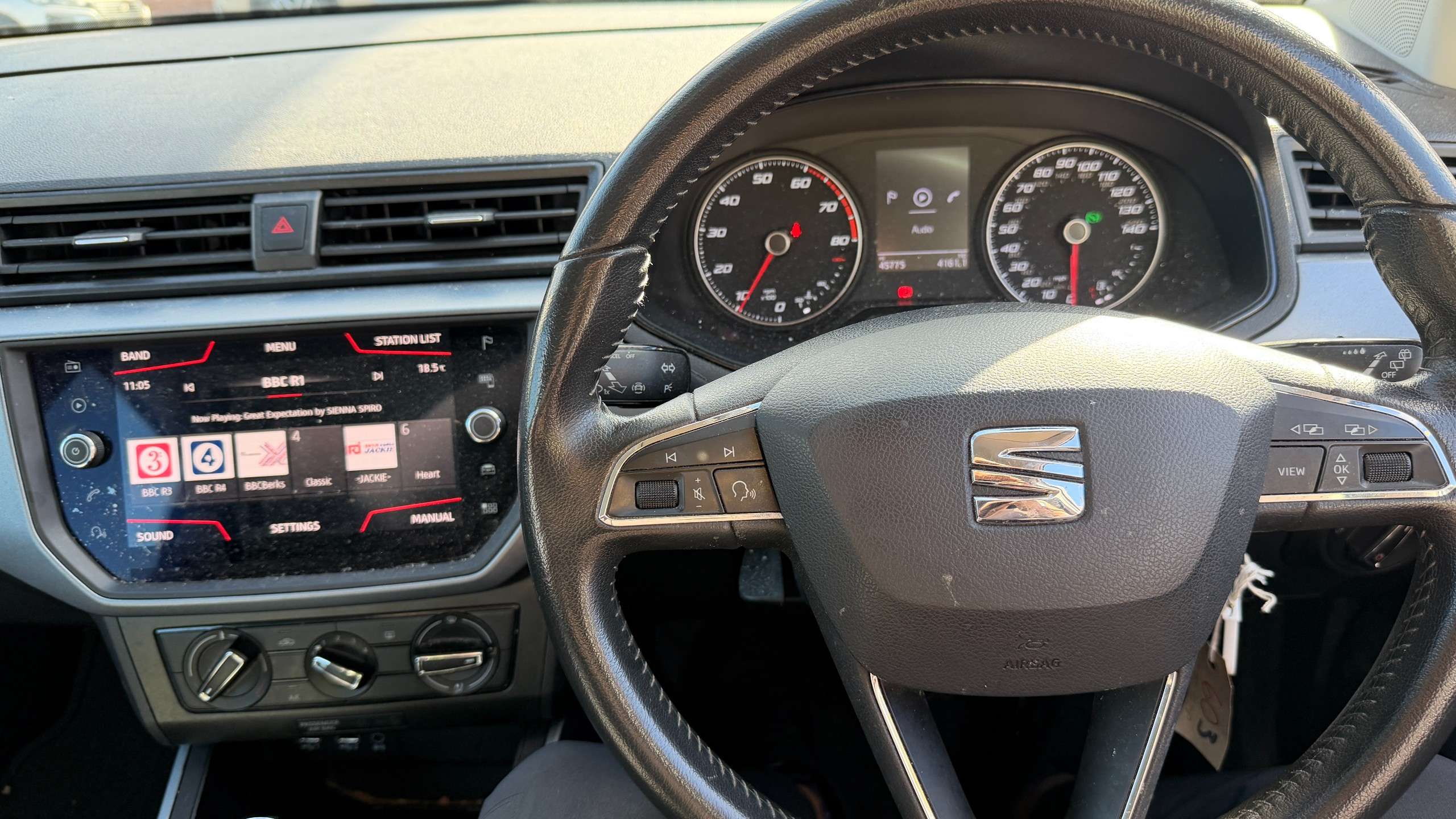 A 2020 SEAT ARONA 1.0 TSI GPF SE Technology SUV 5dr Petrol DSG Euro 6 (s/s) (115 ps) A 2020 SEAT ARONA 1.0 TSI GPF SE Technology SUV 5dr Petrol DSG Euro 6 (s/s) (115 ps)