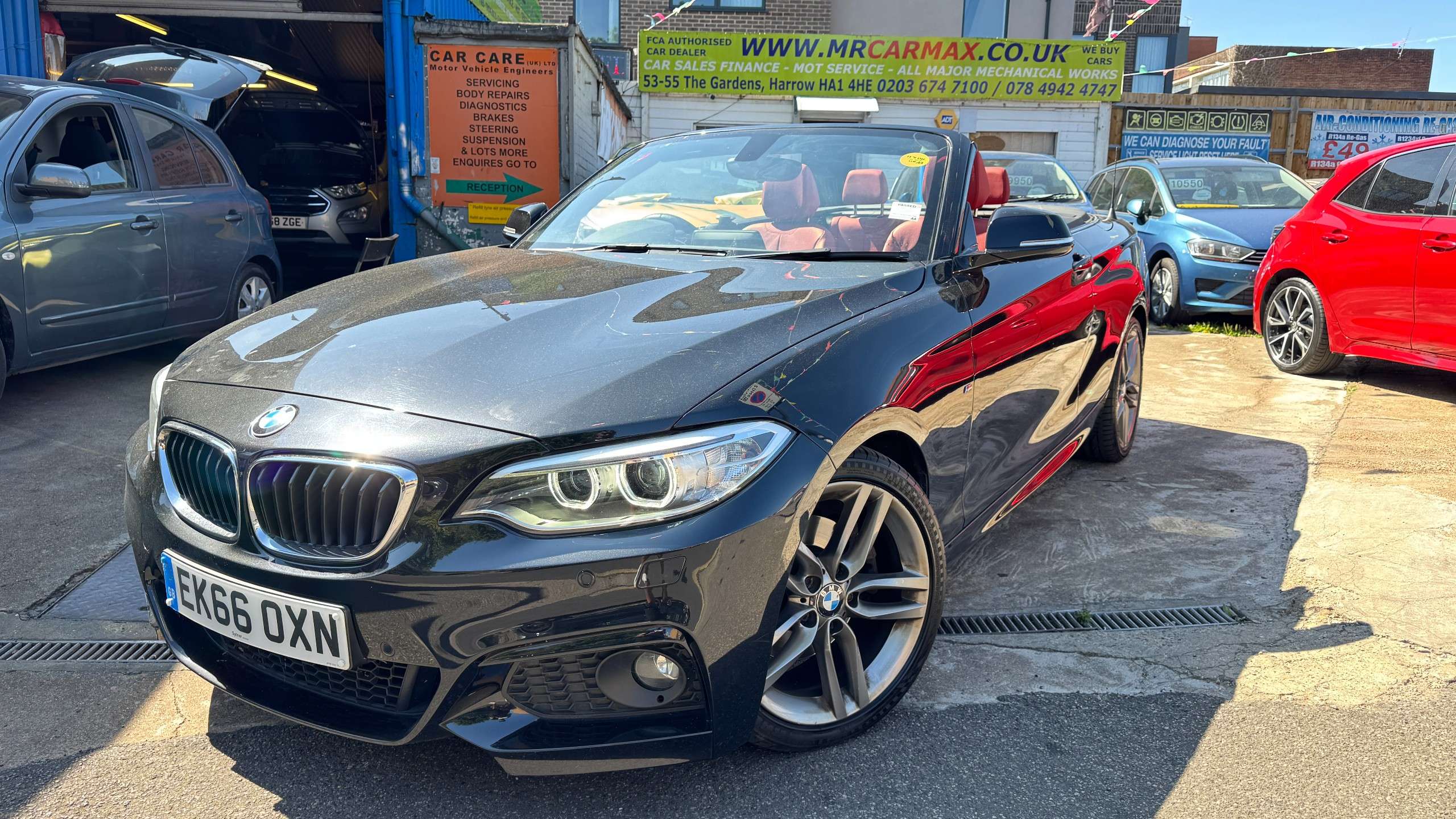 A 2016 BMW 2 SERIES 2.0 220i M Sport Convertible 2dr Petrol Auto Euro 6 (s/s) (184 ps) A 2016 BMW 2 SERIES 2.0 220i M Sport Convertible 2dr Petrol Auto Euro 6 (s/s) (184 ps)