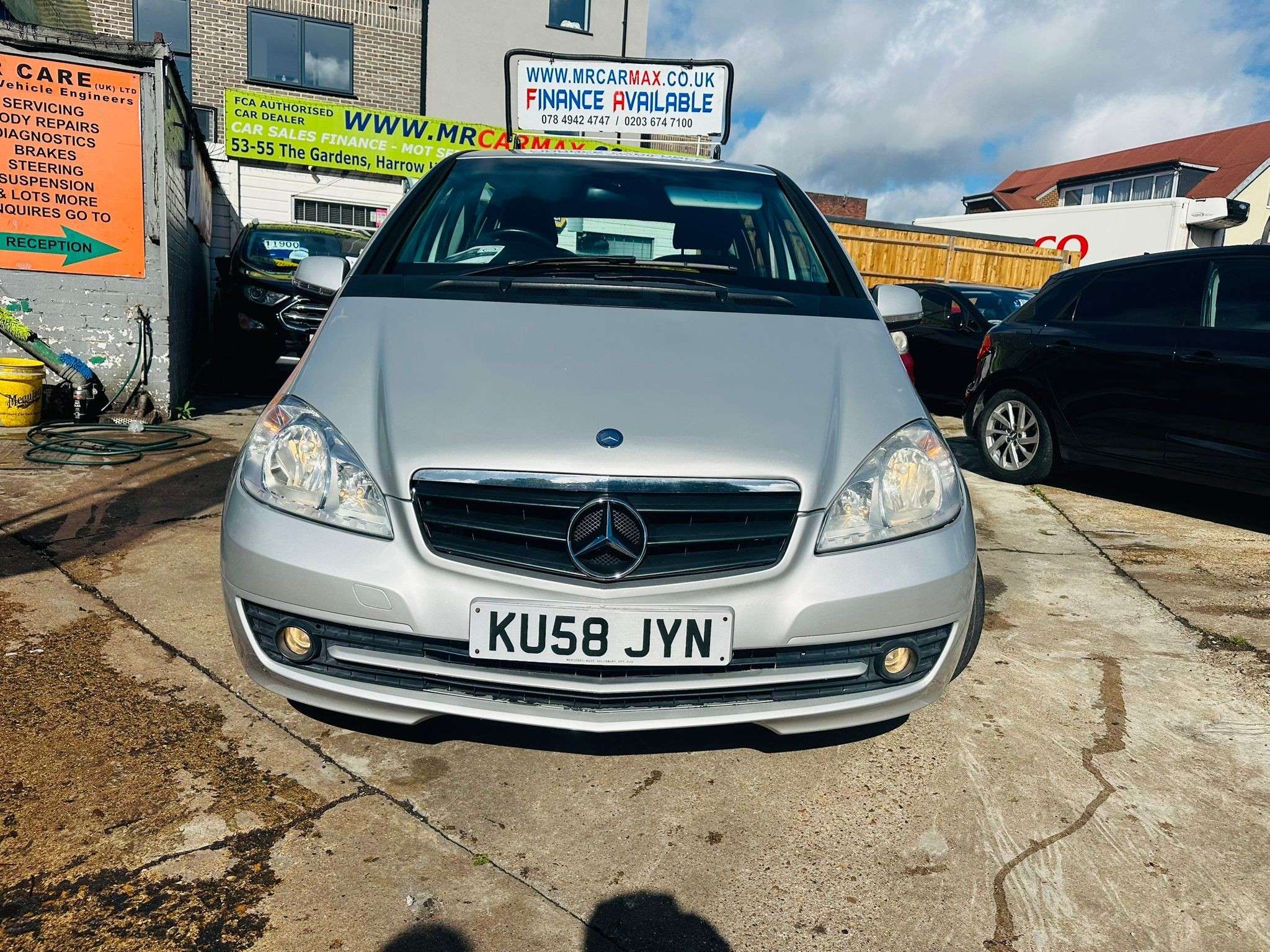 A 2009 MERCEDES-BENZ A CLASS 1.5 A150 Elegance SE Hatchback 5dr Petrol CVT (162 g/km, 95 bhp) A 2009 MERCEDES-BENZ A CLASS 1.5 A150 Elegance SE Hatchback 5dr Petrol CVT (162 g/km, 95 bhp)