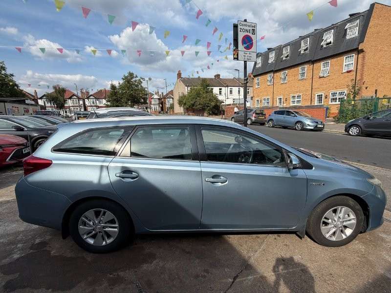 2013 TOYOTA AURIS 2013 TOYOTA AURIS