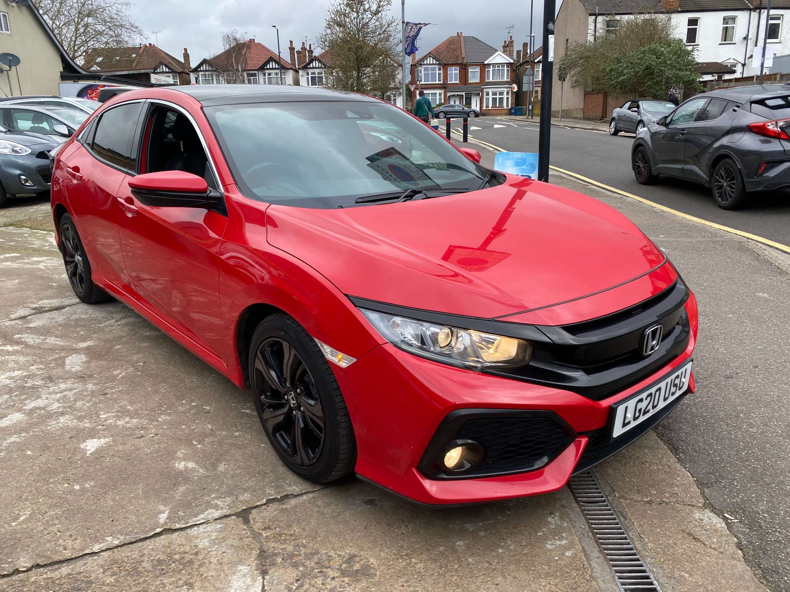 A 2020 HONDA CIVIC 1.0 VTEC Turbo EX Hatchback 5dr Petrol CVT Euro 6 (s/s) (126 ps) A 2020 HONDA CIVIC 1.0 VTEC Turbo EX Hatchback 5dr Petrol CVT Euro 6 (s/s) (126 ps)