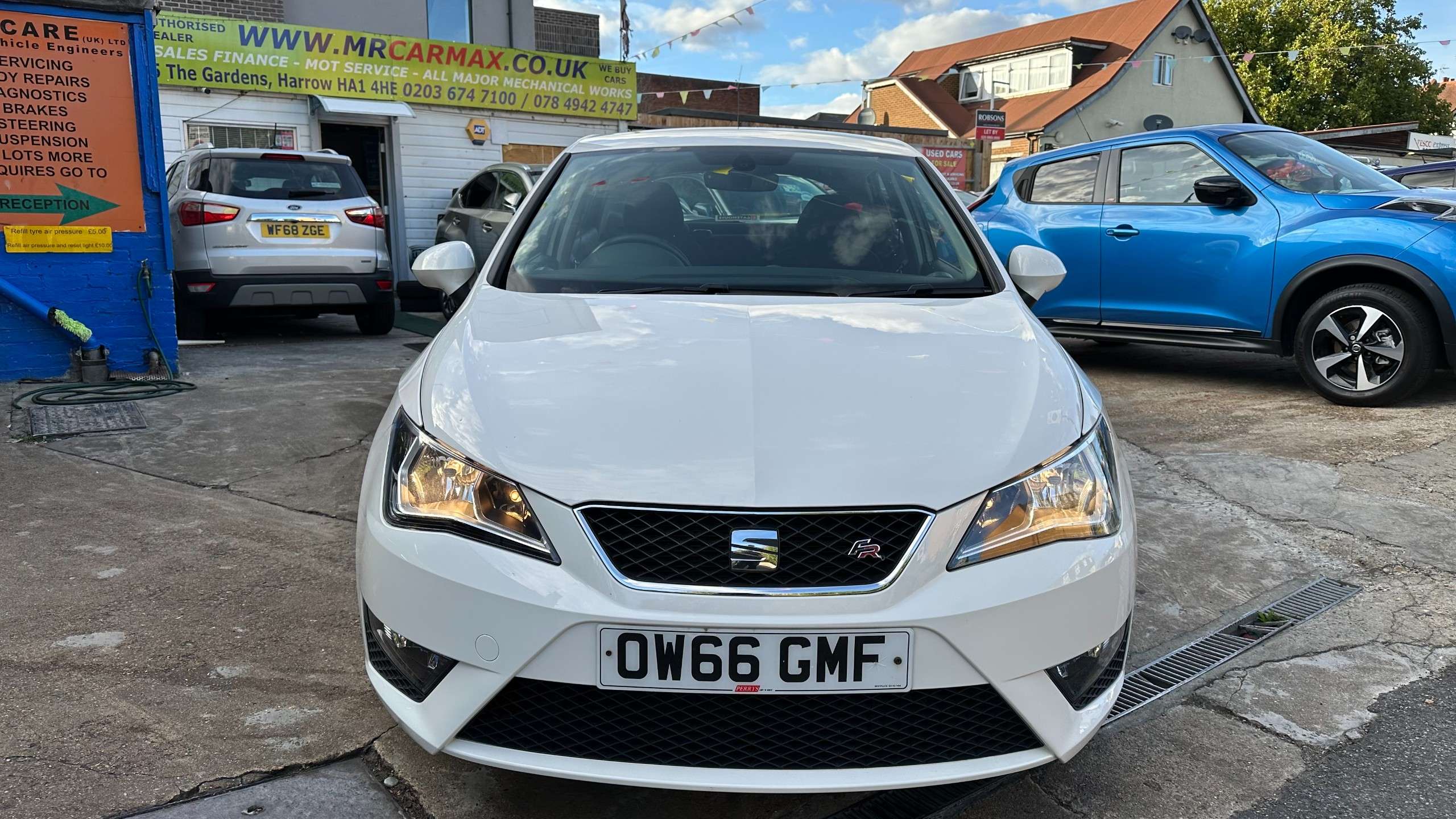 A 2017 SEAT IBIZA 1.0 EcoTSI FR Hatchback 5dr Petrol DSG Euro 6 (s/s) (110 ps) A 2017 SEAT IBIZA 1.0 EcoTSI FR Hatchback 5dr Petrol DSG Euro 6 (s/s) (110 ps)