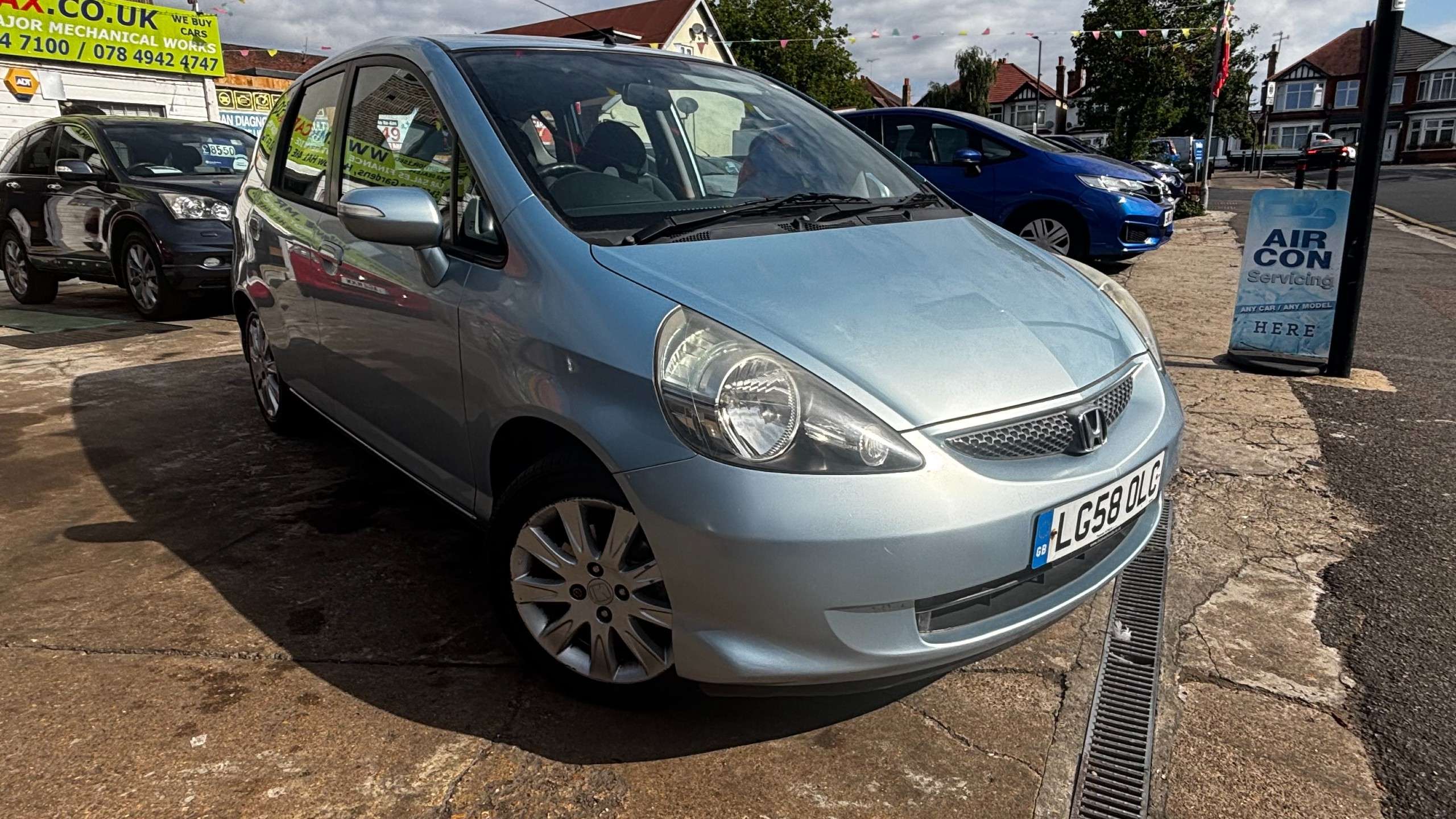 A 2008 HONDA JAZZ 1.4 i-DSI SE Hatchback 5dr Petrol CVT-7 (139 g/km, 82 bhp) A 2008 HONDA JAZZ 1.4 i-DSI SE Hatchback 5dr Petrol CVT-7 (139 g/km, 82 bhp)