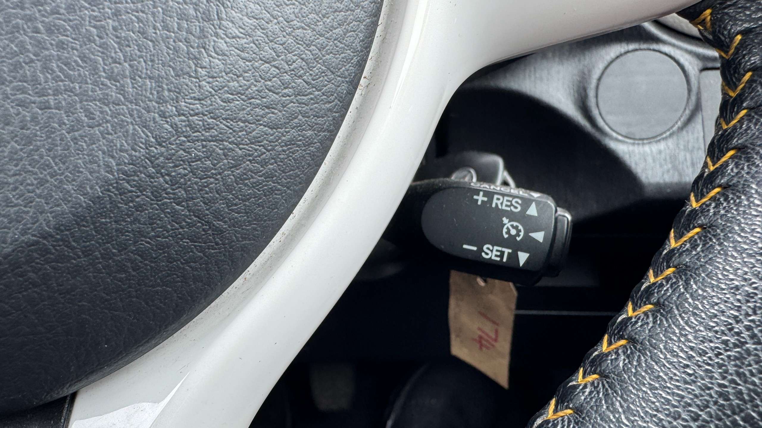 2014 TOYOTA YARIS 2014 TOYOTA YARIS