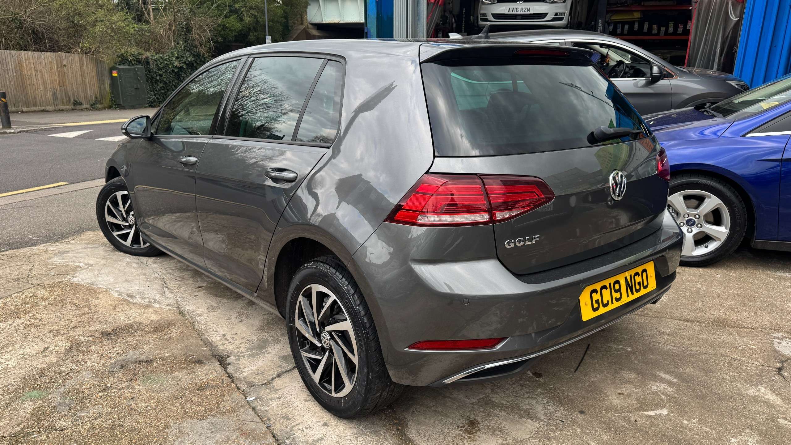 2019 VOLKSWAGEN GOLF 2019 VOLKSWAGEN GOLF