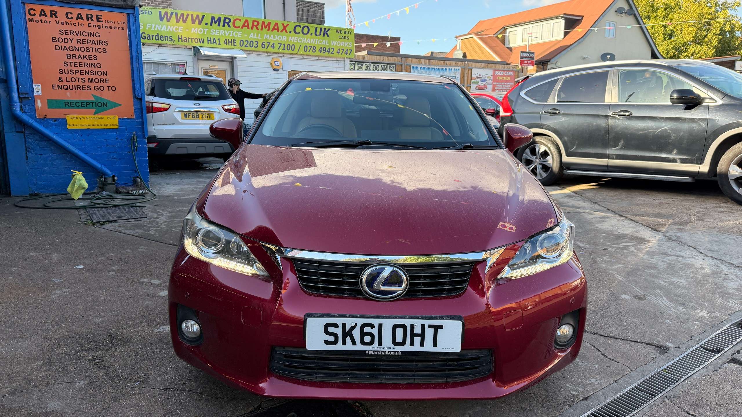 A 2011 LEXUS CT 1.8 200h SE-L Hatchback 5dr Petrol Hybrid CVT Euro 5 (s/s) (136 ps) A 2011 LEXUS CT 1.8 200h SE-L Hatchback 5dr Petrol Hybrid CVT Euro 5 (s/s) (136 ps)