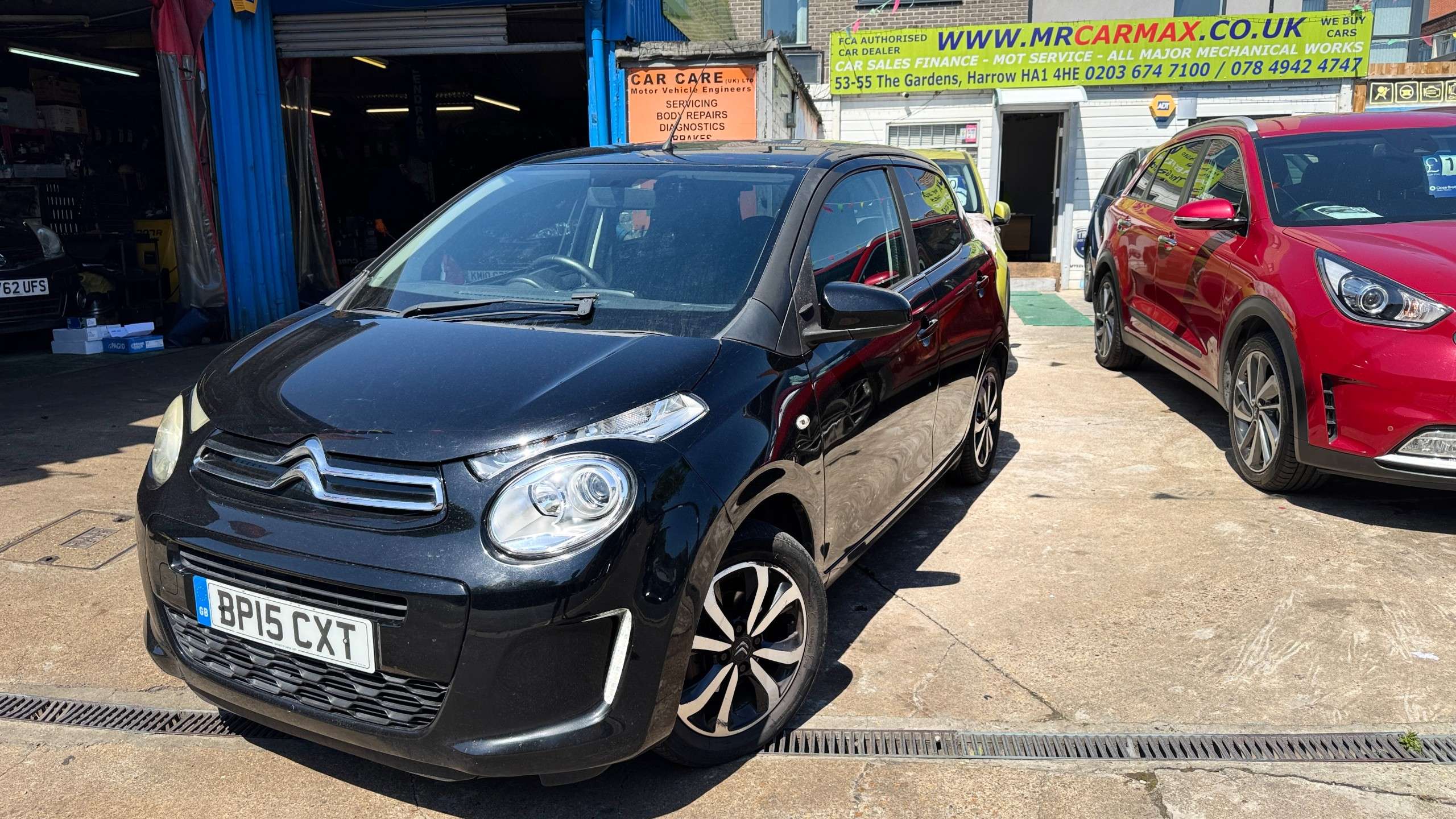 A 2015 CITROEN C1 1.0 VTi Flair Hatchback 5dr Petrol ETG5 Euro 6 (68 ps) A 2015 CITROEN C1 1.0 VTi Flair Hatchback 5dr Petrol ETG5 Euro 6 (68 ps)