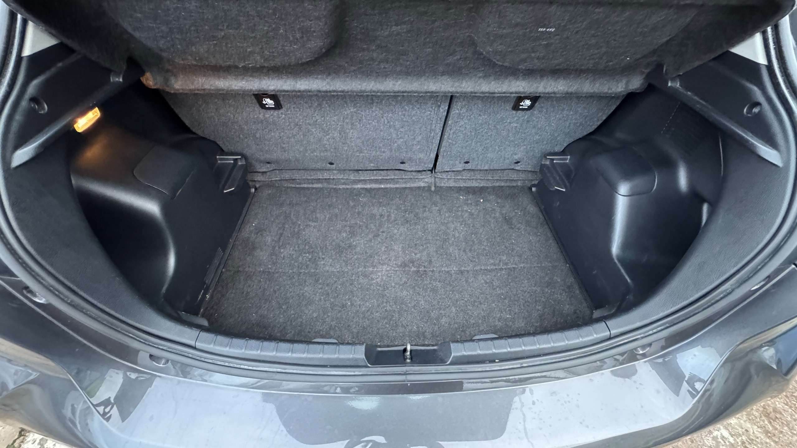 2019 TOYOTA YARIS 2019 TOYOTA YARIS