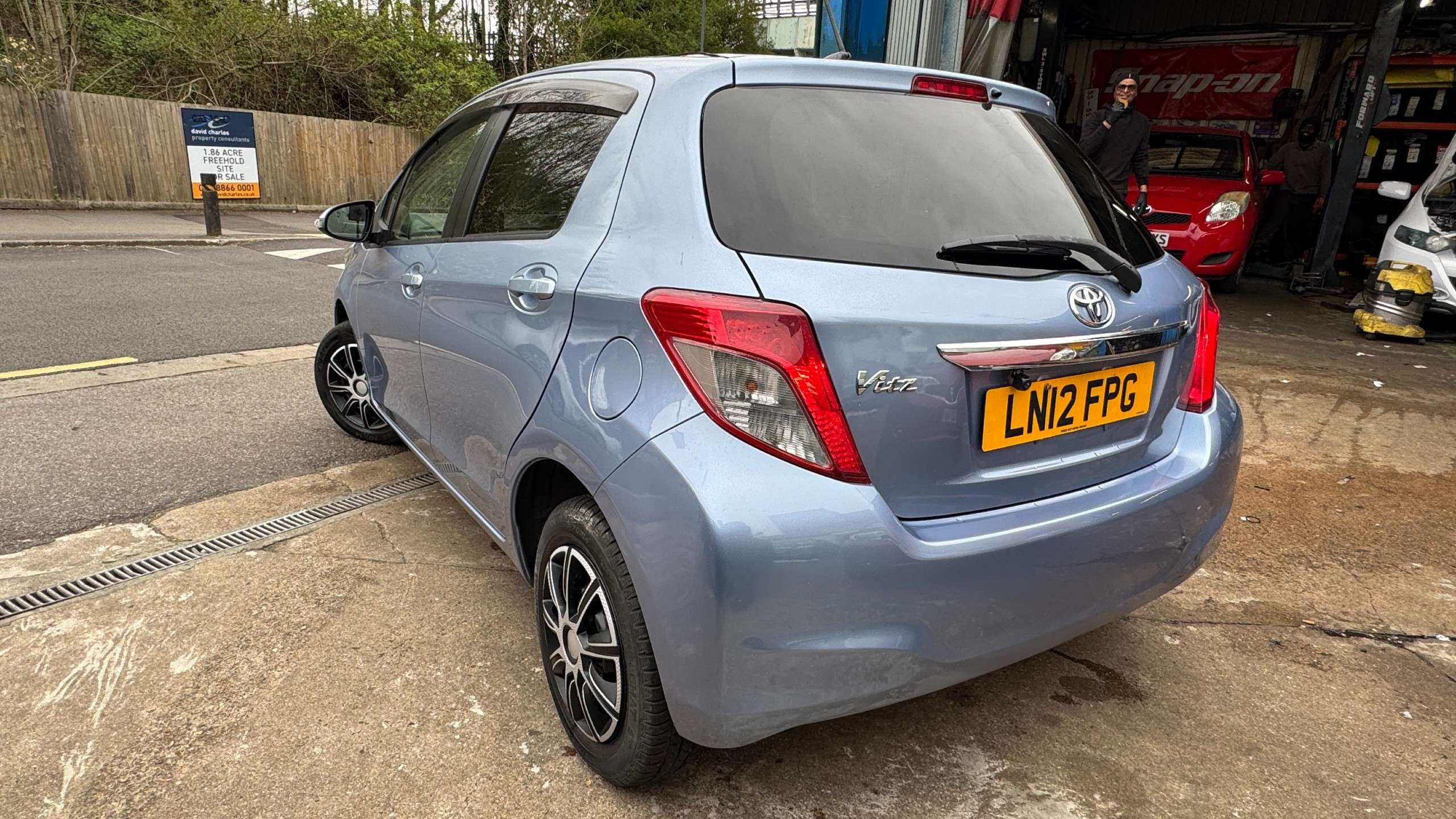 2012 TOYOTA VITZ 2012 TOYOTA VITZ