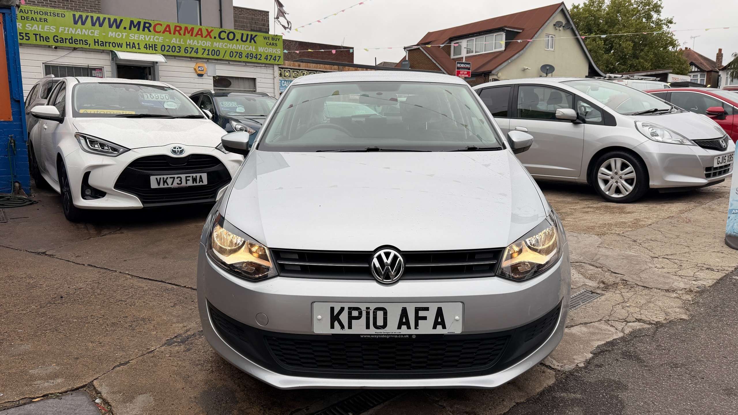 A 2010 VOLKSWAGEN POLO 1.4 SE Hatchback 5dr Petrol DSG Euro 5 (85 ps) A 2010 VOLKSWAGEN POLO 1.4 SE Hatchback 5dr Petrol DSG Euro 5 (85 ps)
