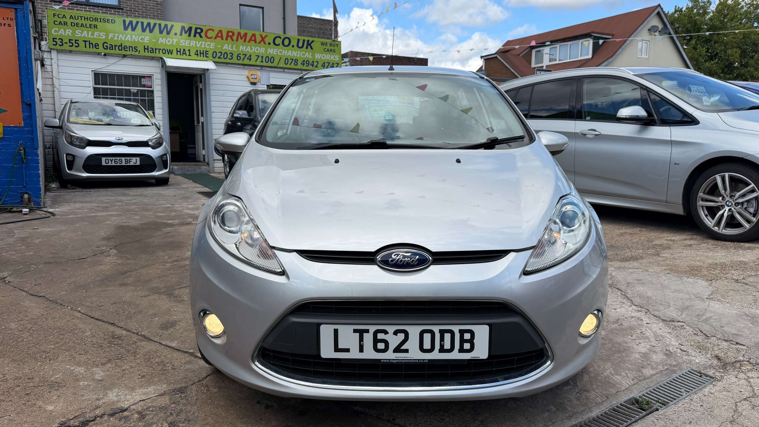 A 2012 FORD FIESTA 1.4 Zetec Hatchback 5dr Petrol Automatic (154 g/km, 94 bhp) A 2012 FORD FIESTA 1.4 Zetec Hatchback 5dr Petrol Automatic (154 g/km, 94 bhp)