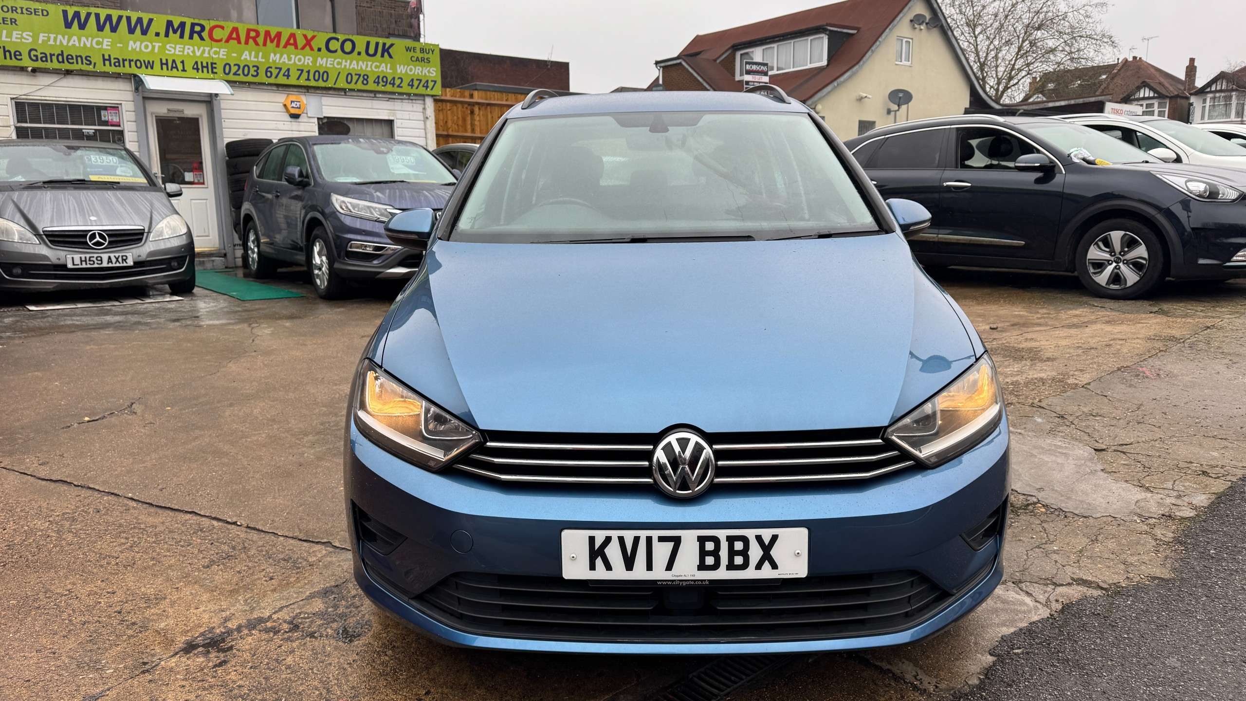 2017 VOLKSWAGEN GOLF SV 2017 VOLKSWAGEN GOLF SV