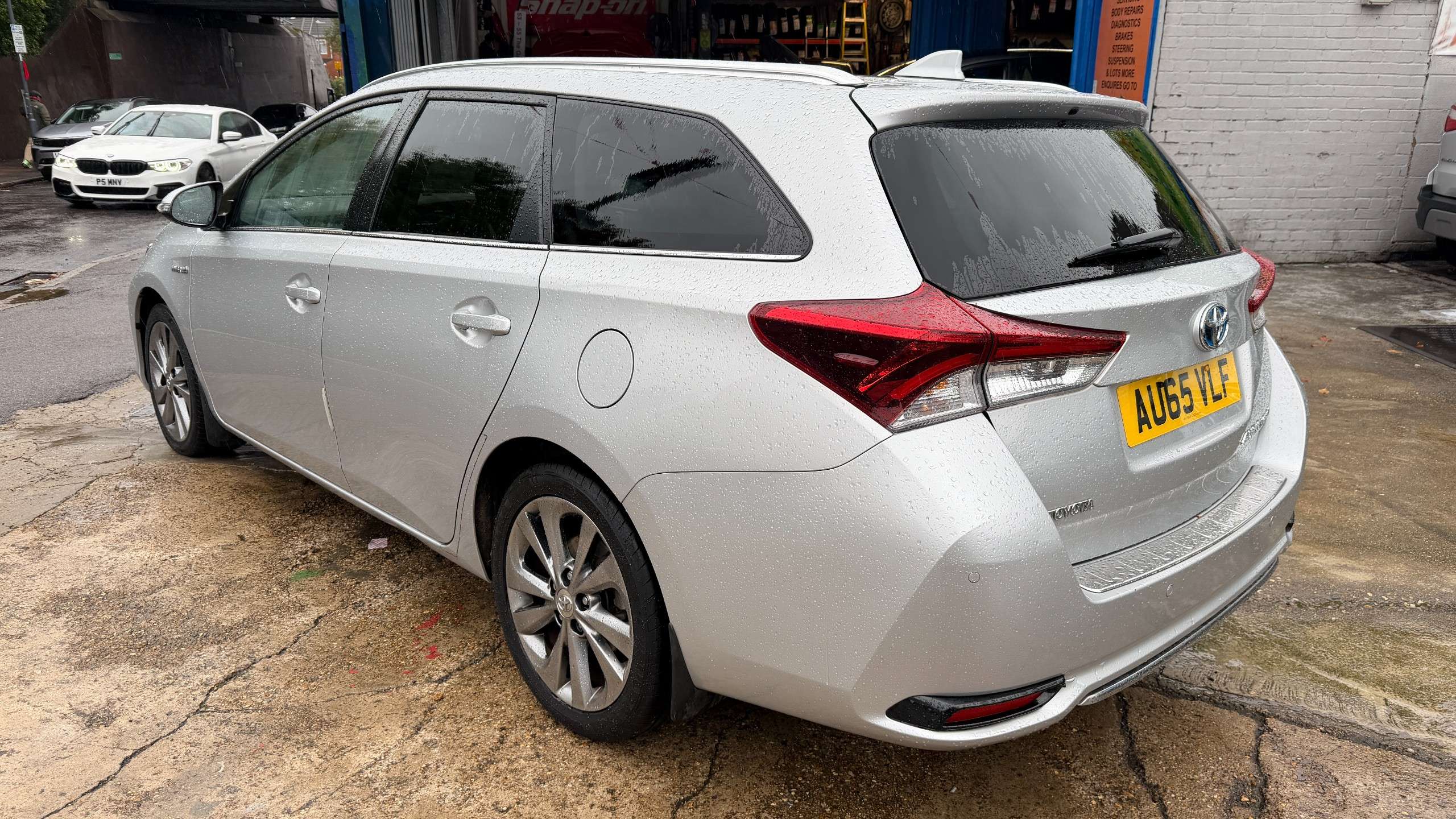 2015 TOYOTA AURIS 2015 TOYOTA AURIS