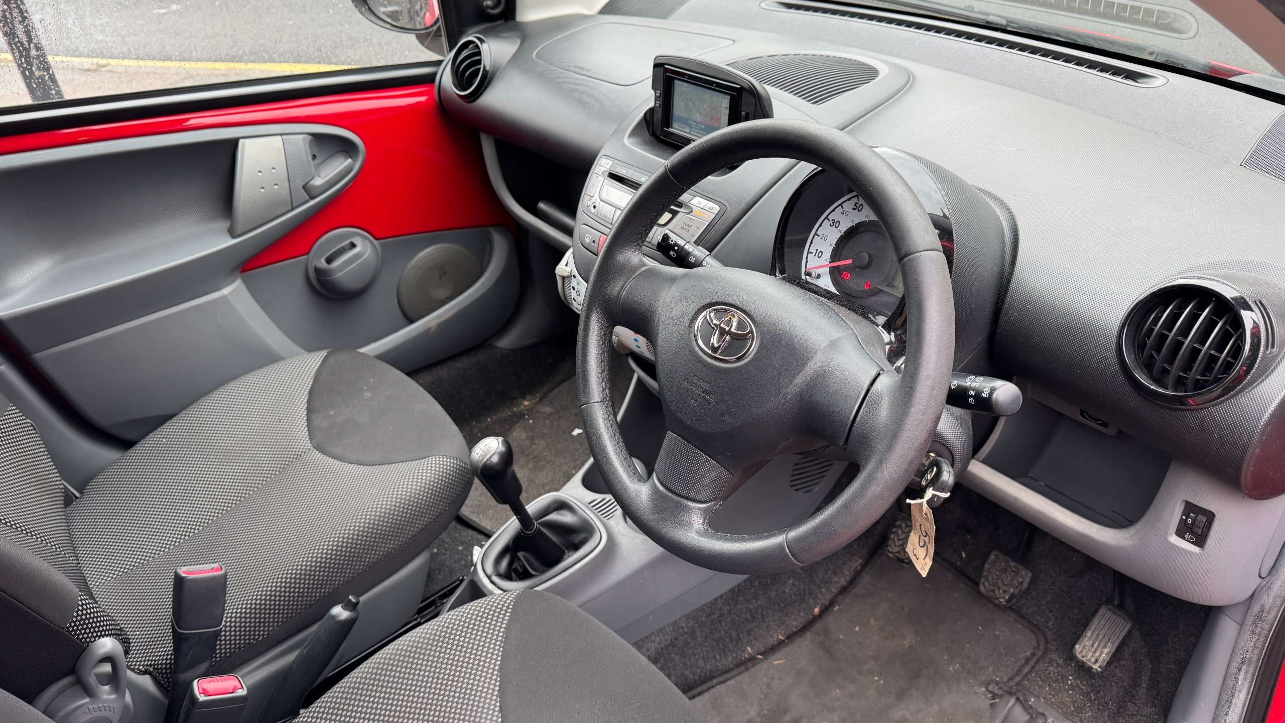 2011 TOYOTA AYGO 2011 TOYOTA AYGO