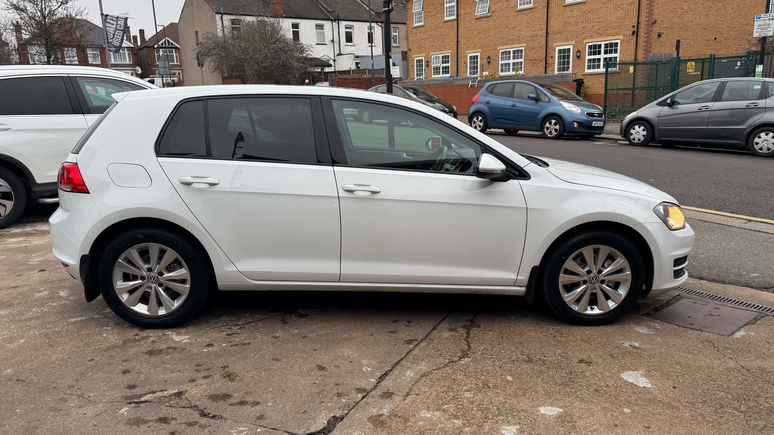 2013 VOLKSWAGEN GOLF 2013 VOLKSWAGEN GOLF