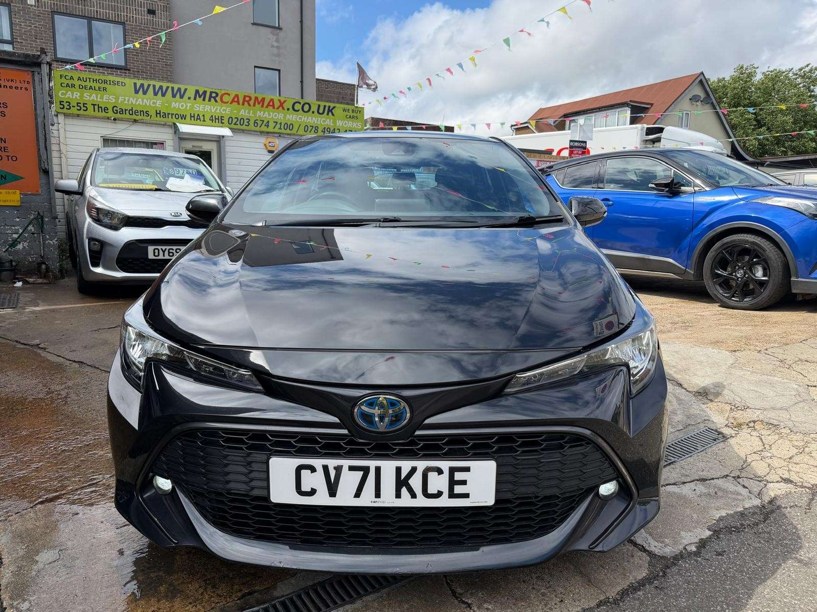A 2021 TOYOTA COROLLA 1.8 VVT-h GPF Icon Hatchback 5dr Petrol Hybrid CVT Euro 6 (s/s) (122 ps) A 2021 TOYOTA COROLLA 1.8 VVT-h GPF Icon Hatchback 5dr Petrol Hybrid CVT Euro 6 (s/s) (122 ps)