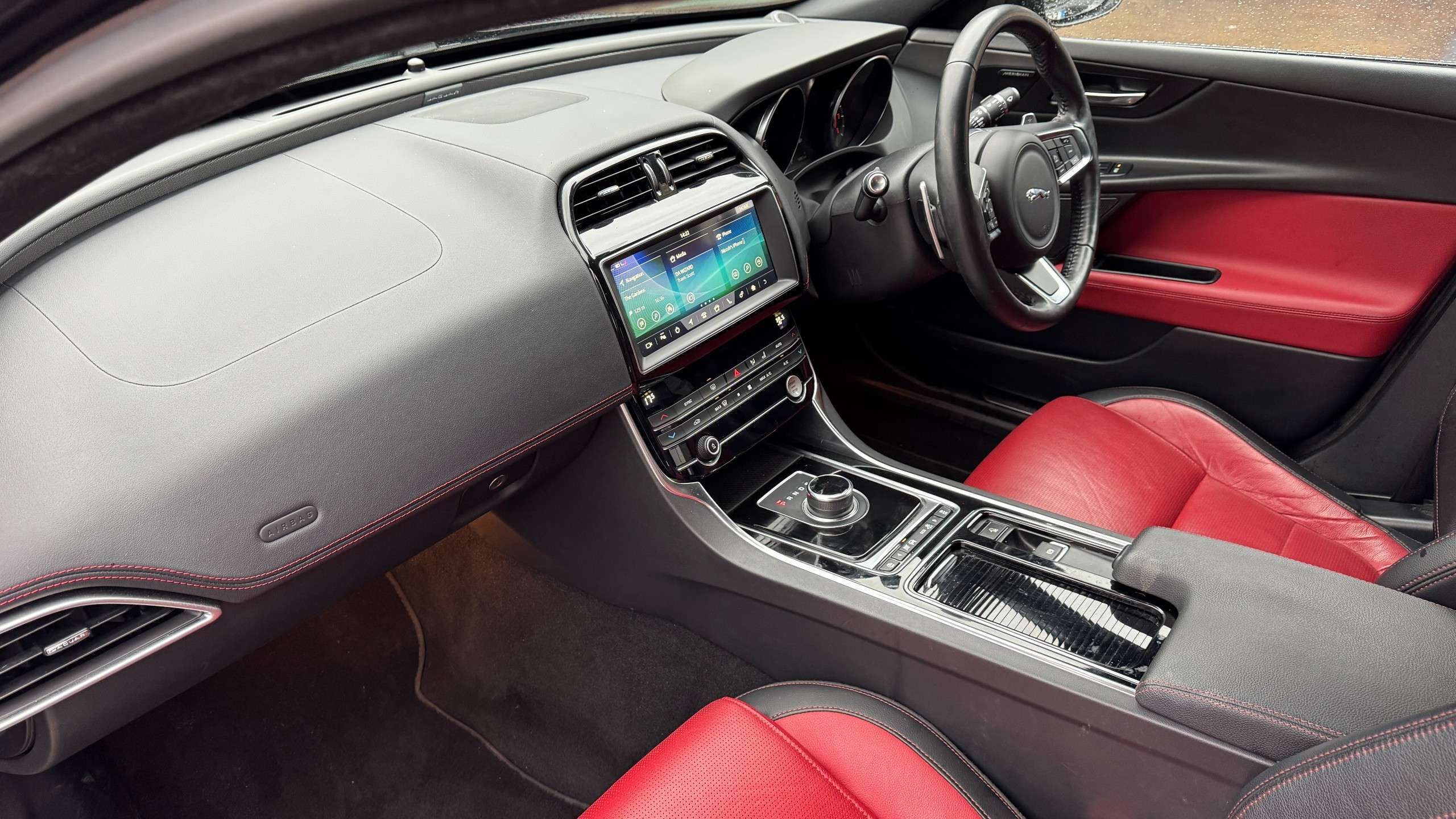 2019 JAGUAR XE 2019 JAGUAR XE