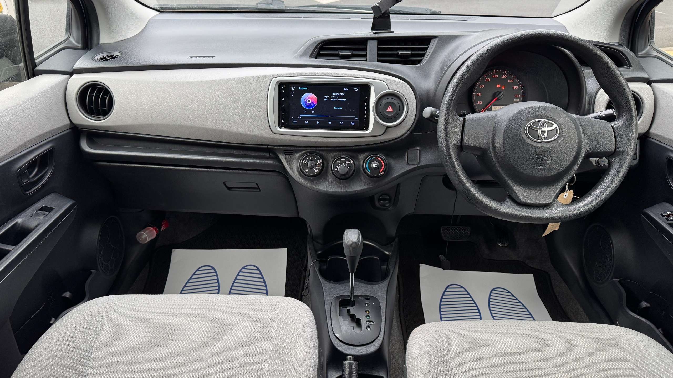 2012 TOYOTA VITZ 2012 TOYOTA VITZ