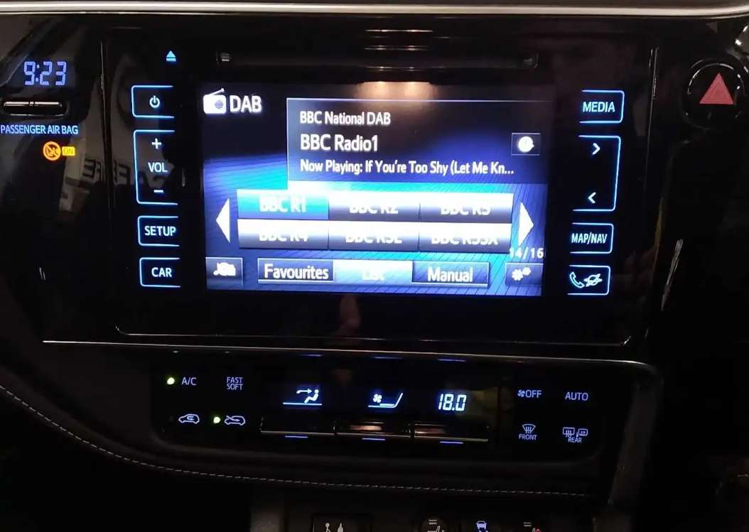 2018 TOYOTA AURIS 2018 TOYOTA AURIS