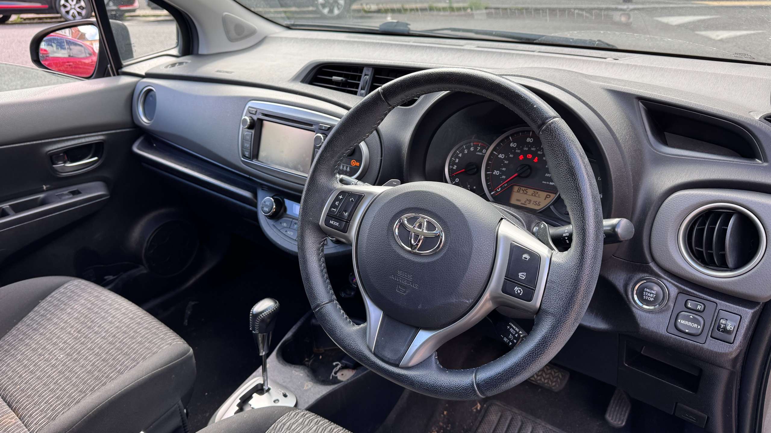 A 2014 TOYOTA YARIS 1.33 Dual VVT-i Icon Plus Hatchback 5dr Petrol Multidrive S Euro 5 (99 ps) A 2014 TOYOTA YARIS 1.33 Dual VVT-i Icon Plus Hatchback 5dr Petrol Multidrive S Euro 5 (99 ps)