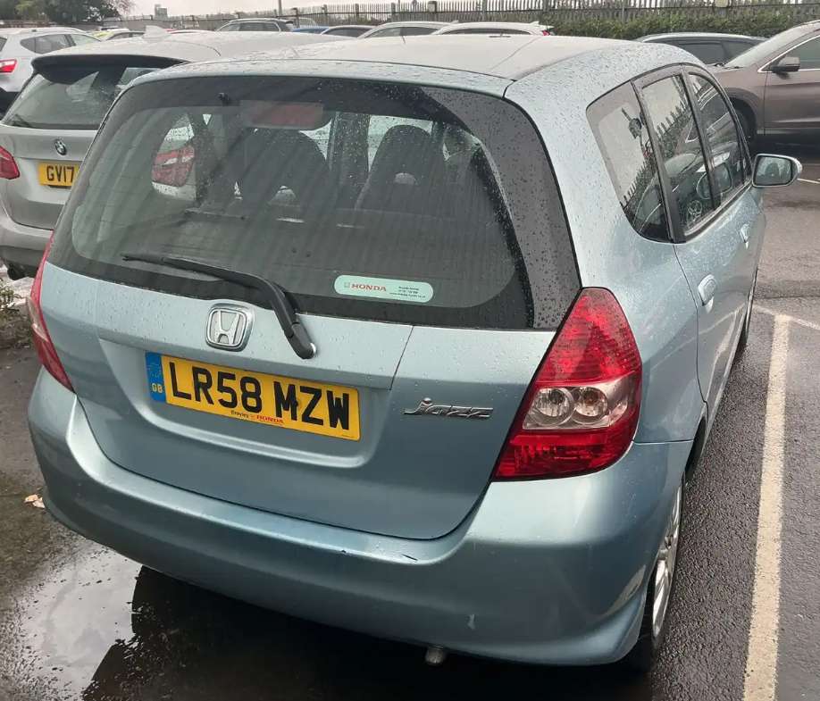 A 2008 HONDA JAZZ 1.4 i-DSI SE Hatchback 5dr Petrol CVT-7 (139 g/km, 82 bhp) A 2008 HONDA JAZZ 1.4 i-DSI SE Hatchback 5dr Petrol CVT-7 (139 g/km, 82 bhp)