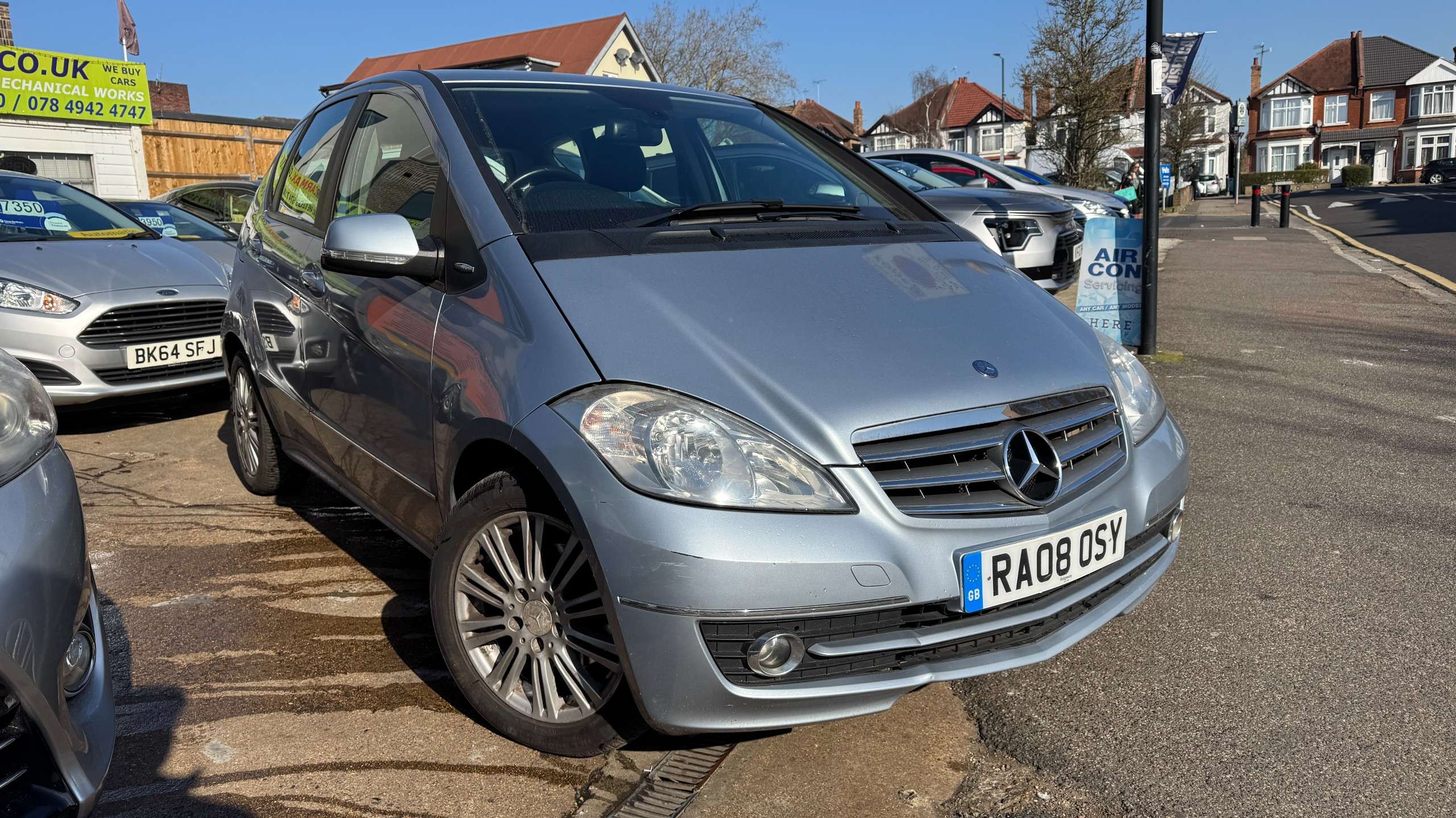 A 2008 MERCEDES-BENZ A CLASS 1.5 A150 Elegance SE Hatchback 5dr Petrol CVT (162 g/km, 95 bhp) A 2008 MERCEDES-BENZ A CLASS 1.5 A150 Elegance SE Hatchback 5dr Petrol CVT (162 g/km, 95 bhp)