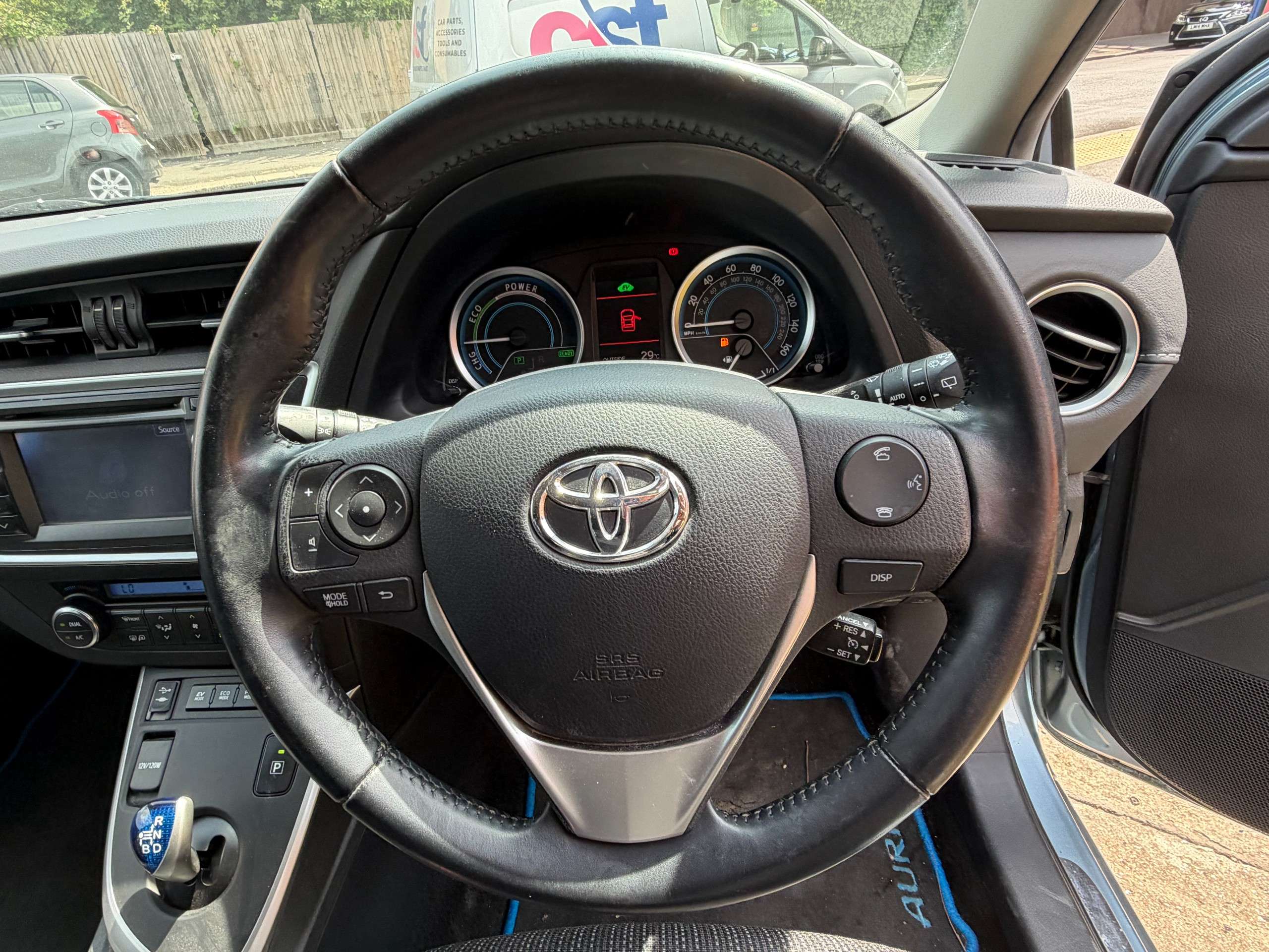 2013 TOYOTA AURIS 2013 TOYOTA AURIS