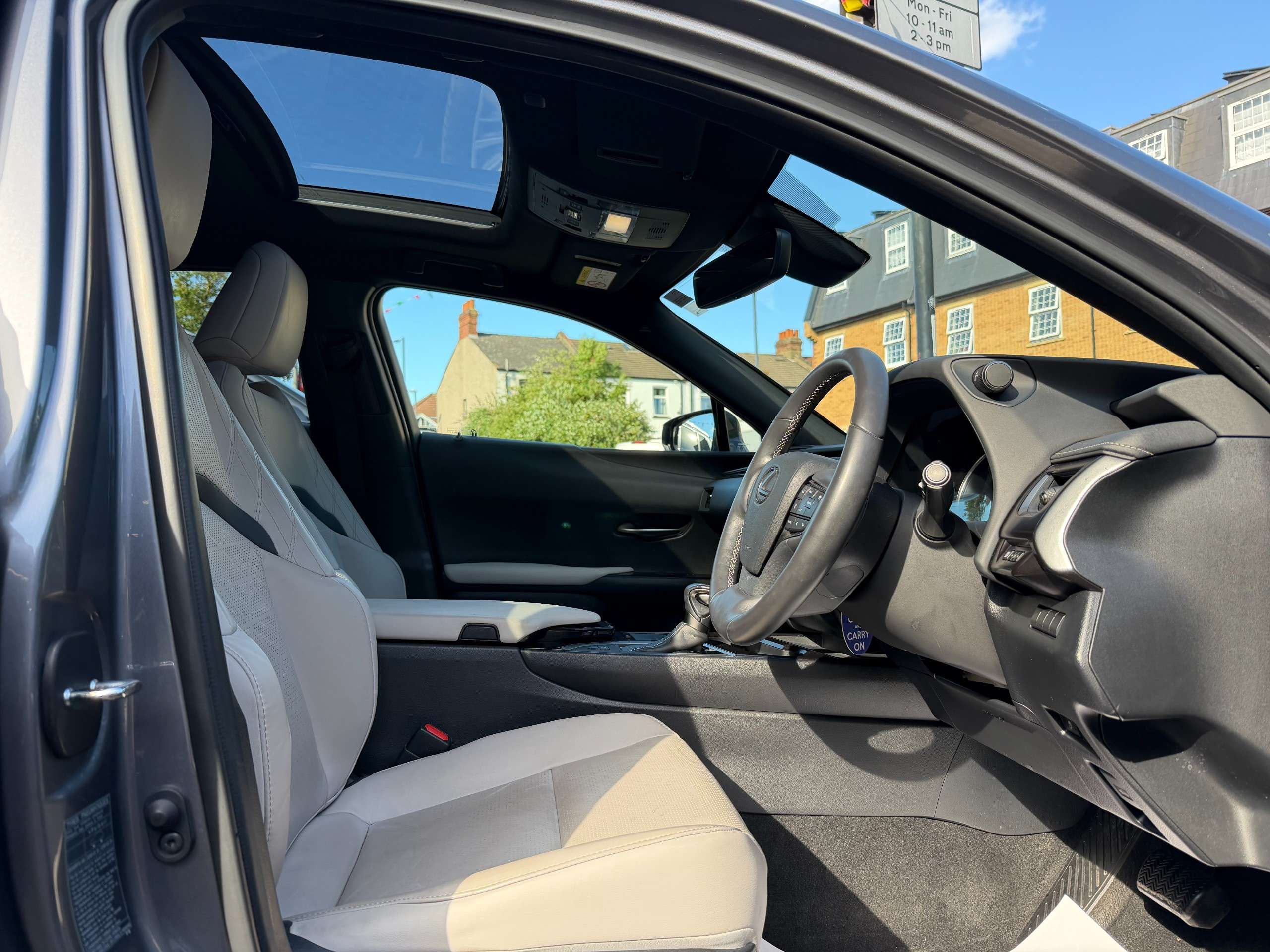 2019 LEXUS UX 2019 LEXUS UX