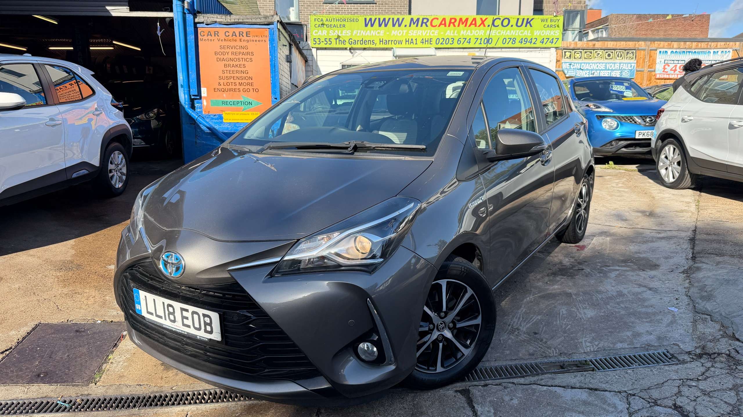 A 2018 TOYOTA YARIS 1.5 VVT-h Icon Tech Hatchback 5dr Petrol Hybrid E-CVT Euro 6 (s/s) (100 ps) A 2018 TOYOTA YARIS 1.5 VVT-h Icon Tech Hatchback 5dr Petrol Hybrid E-CVT Euro 6 (s/s) (100 ps)